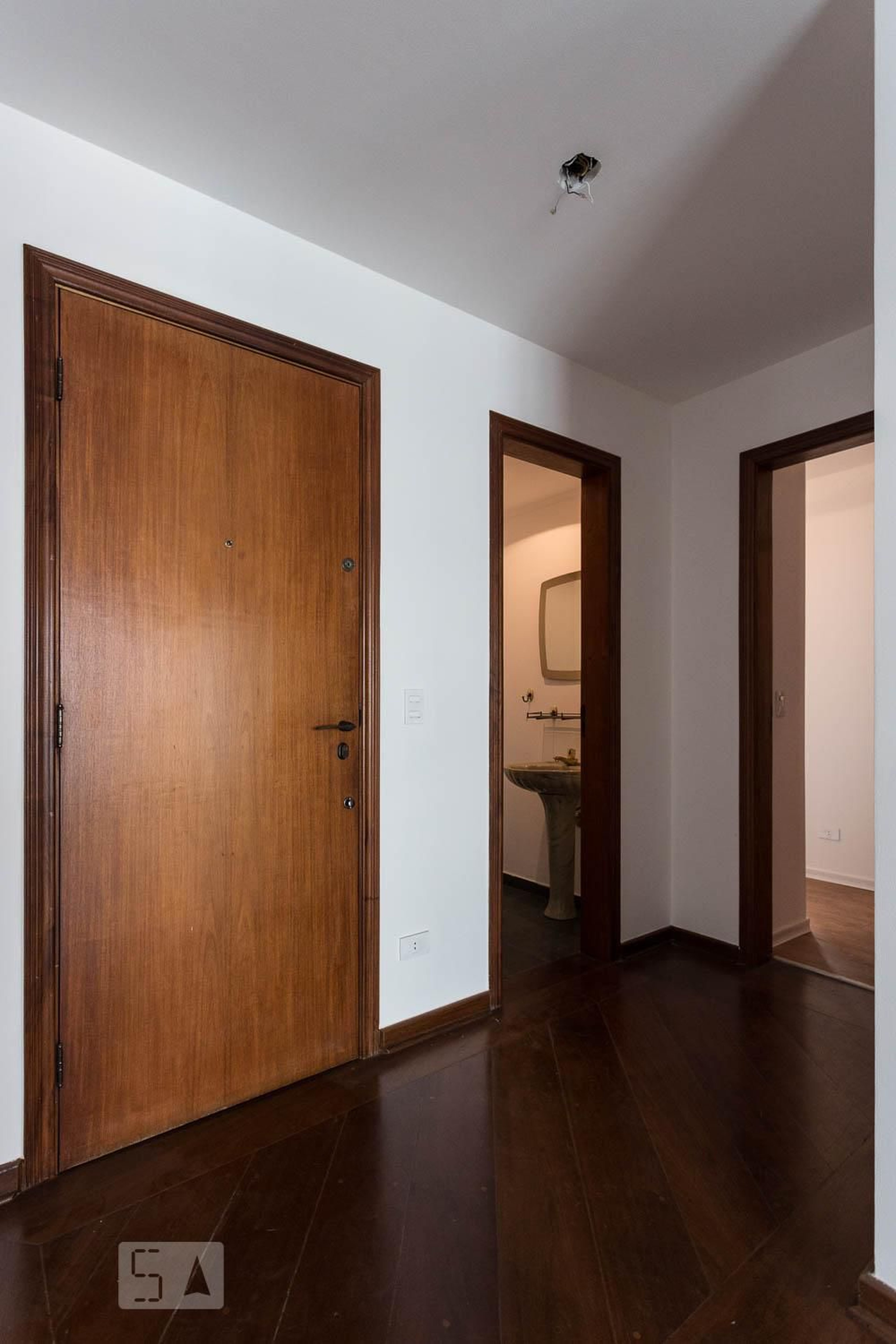 Entrada social - Maison D'or