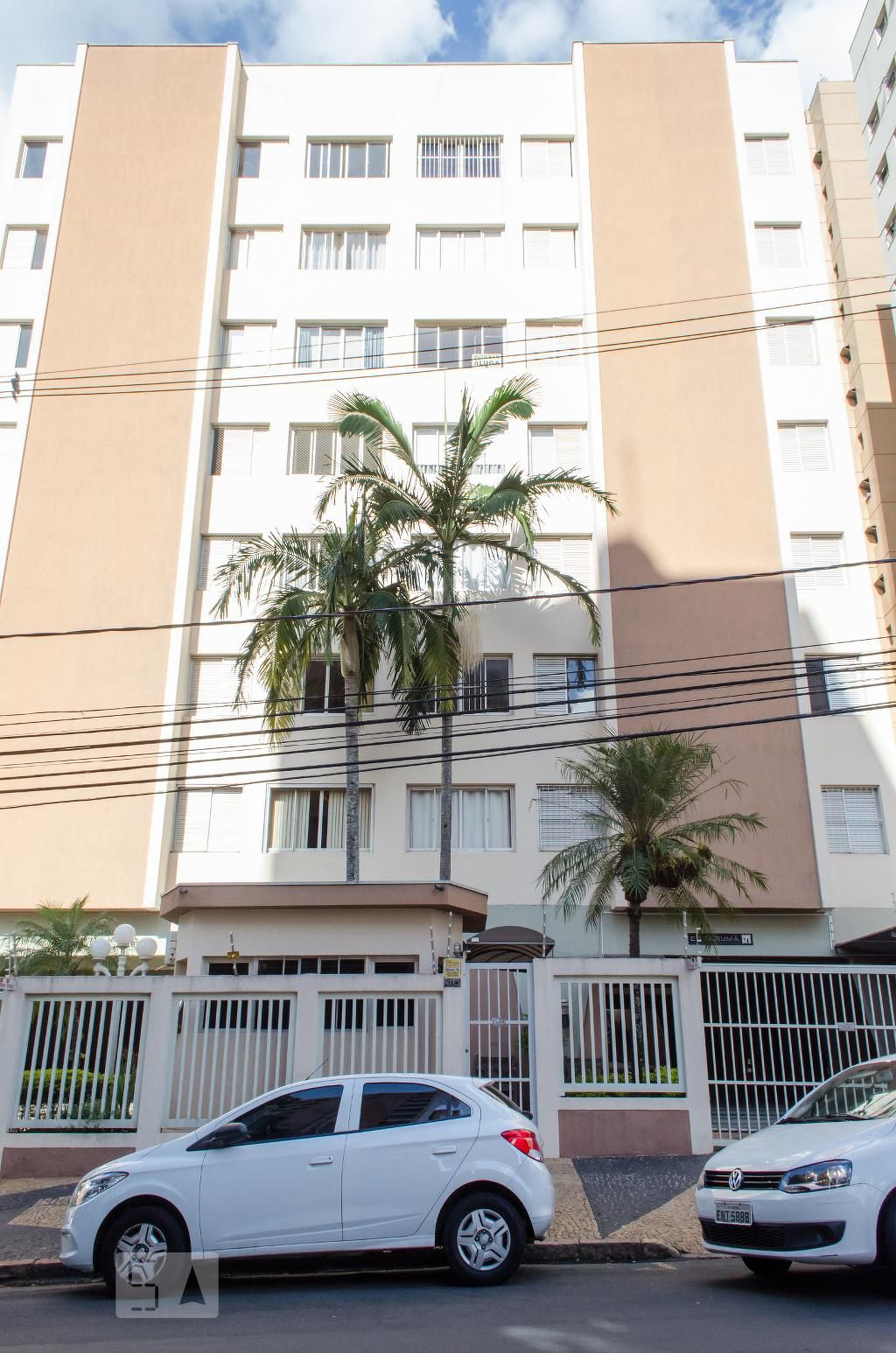 Fachada do prédio Condomínio Tarumã