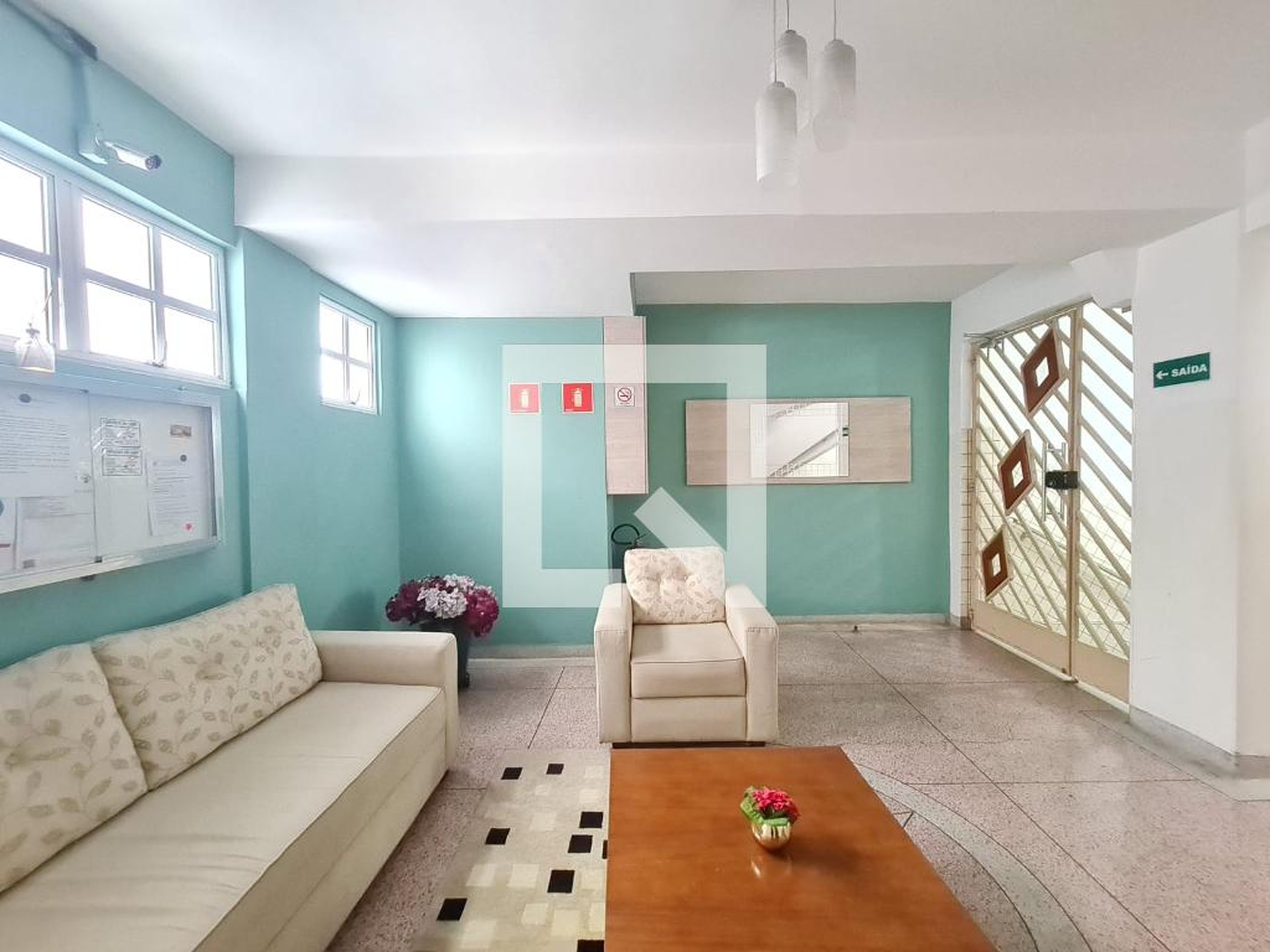 Hall de entrada - Vila Silveira