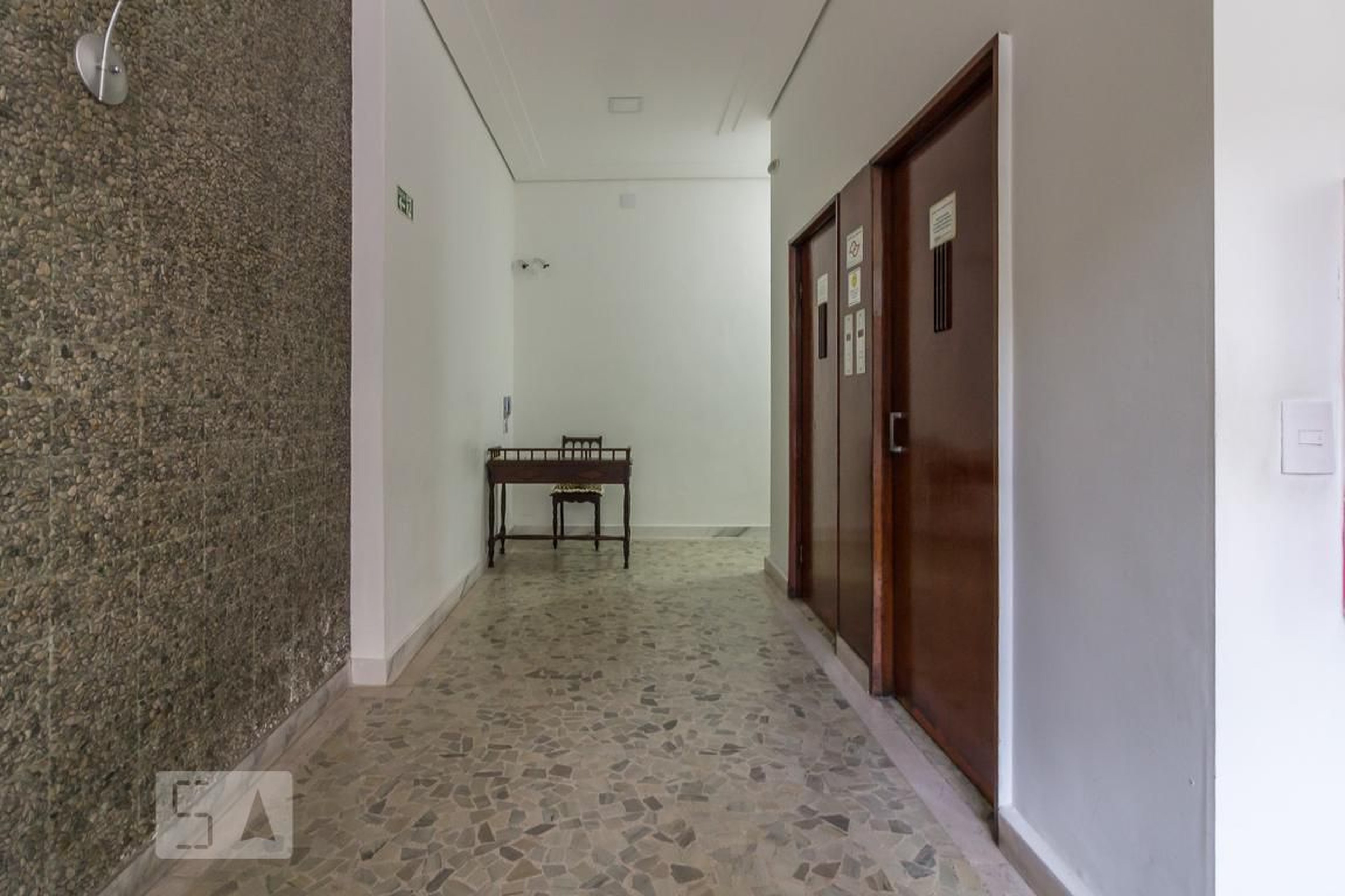 Hall do prédio - Elizabeth