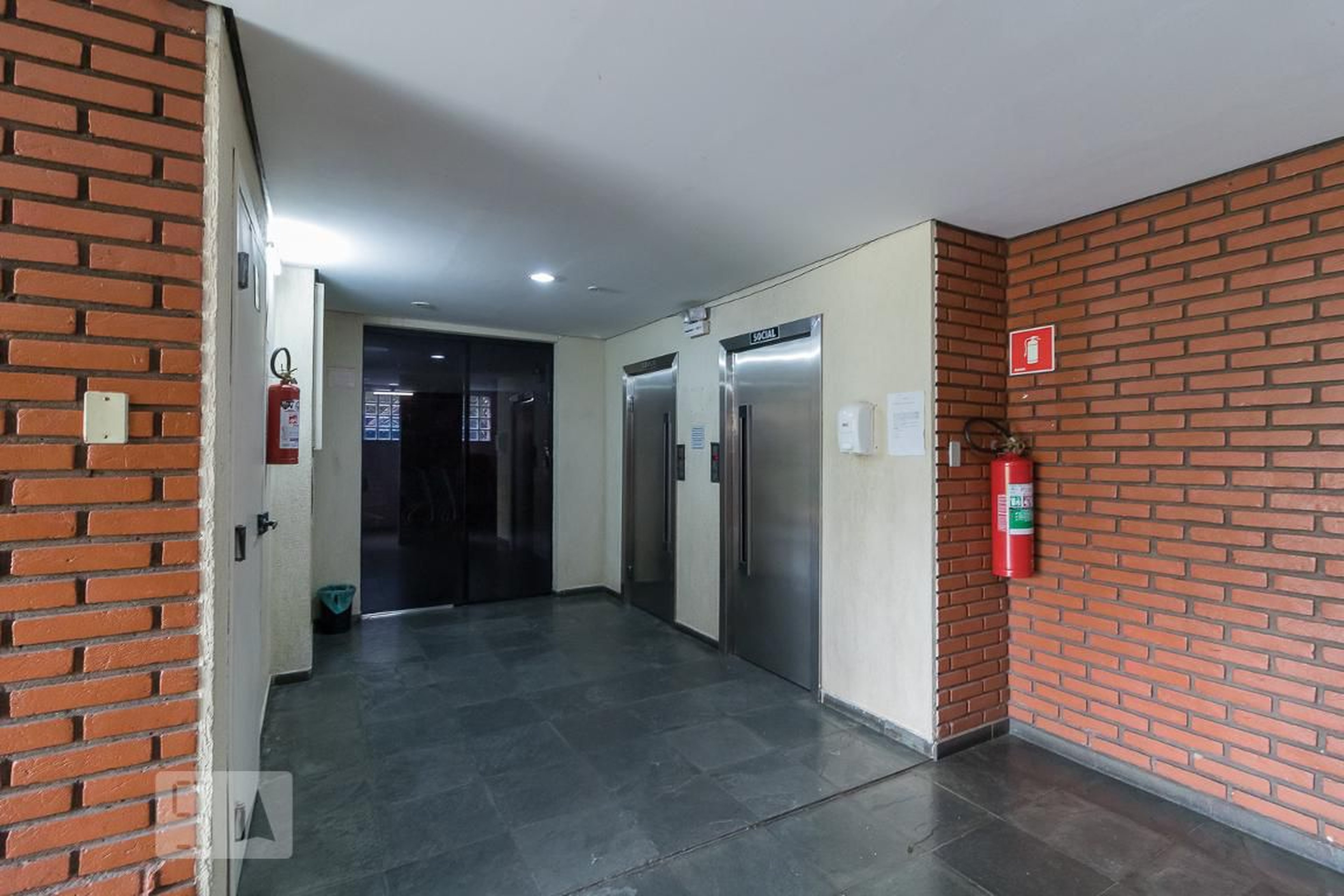 Hall de entrada - Porto Finoedifício Bresser