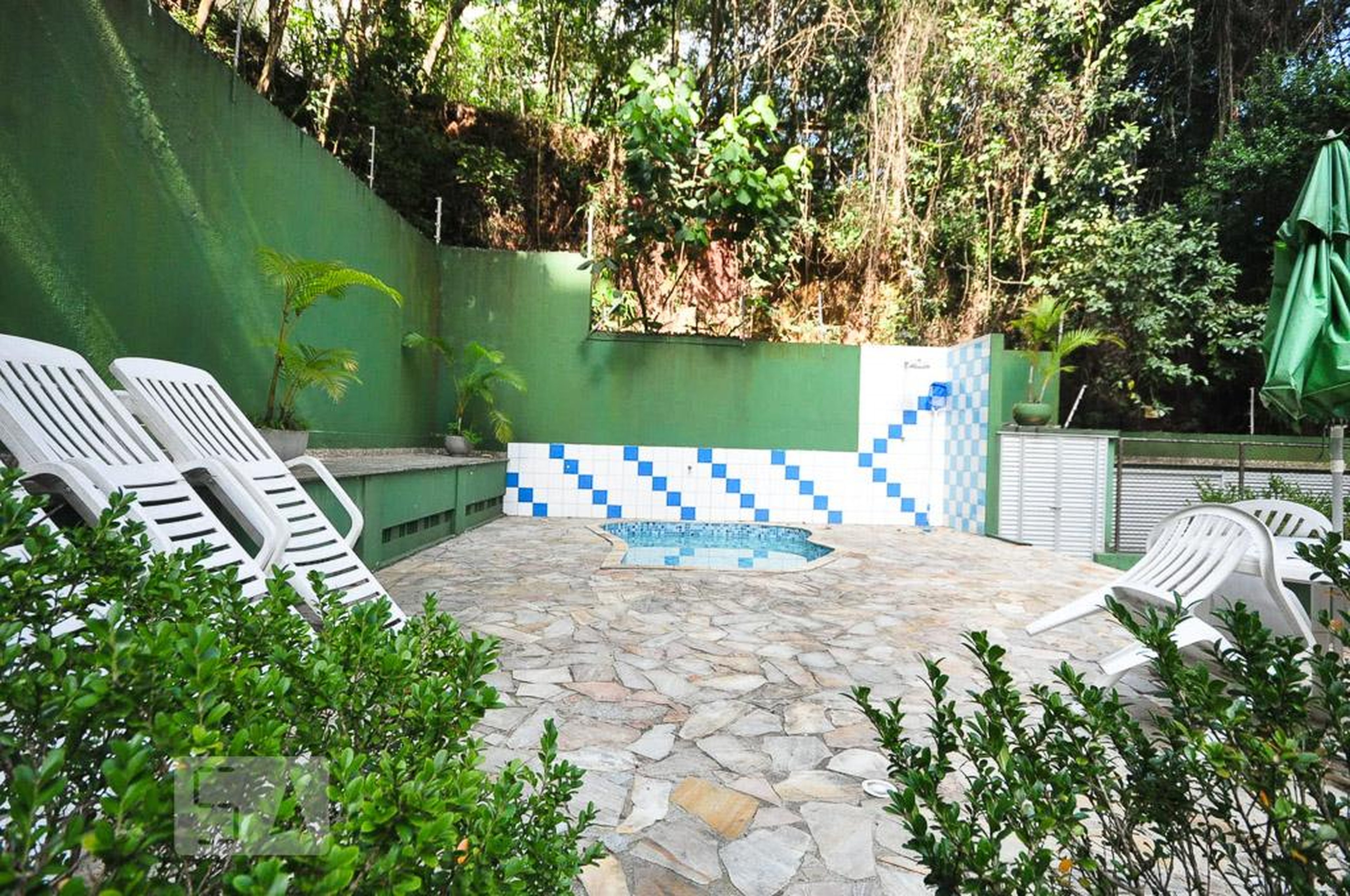 piscina infantil - Edifício Villa Luigi Greco