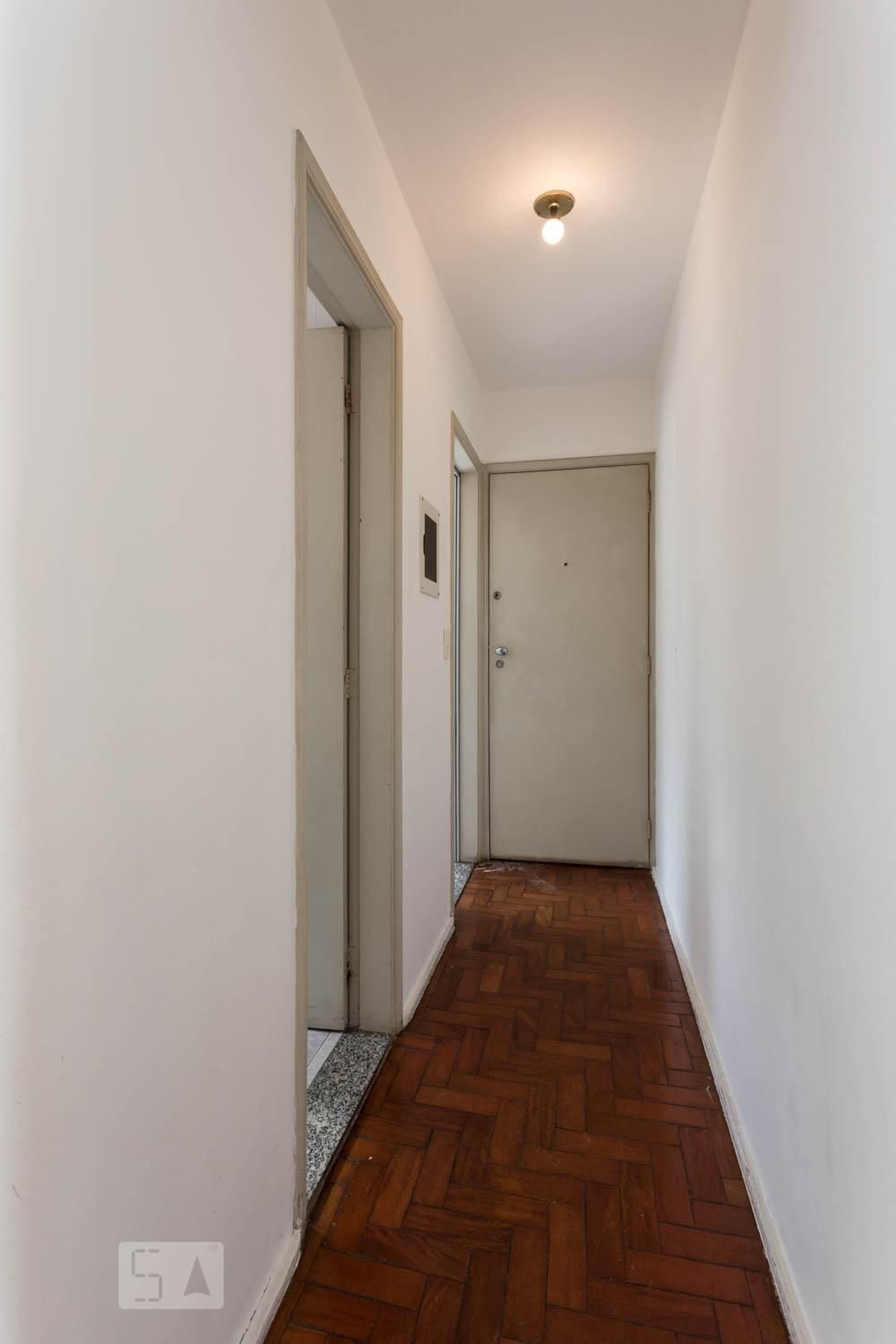 Entrada social - Edifício Flávia