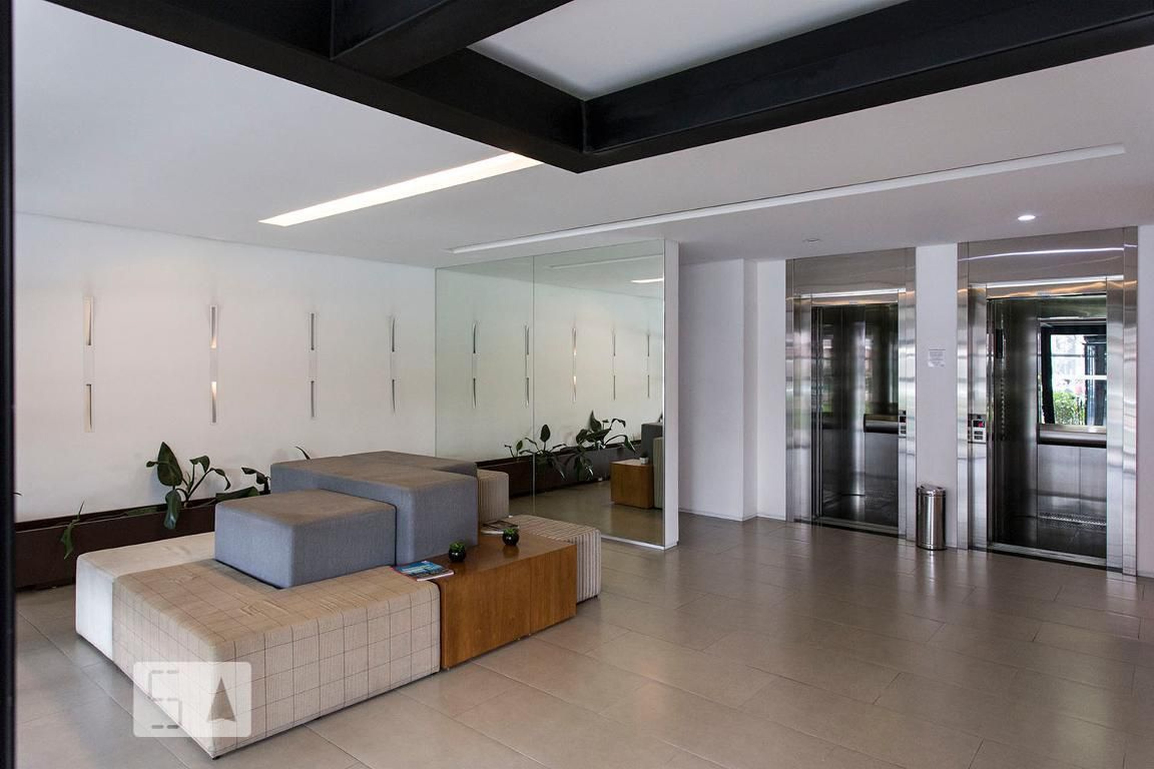 Hall de entrada - Limited Funchal