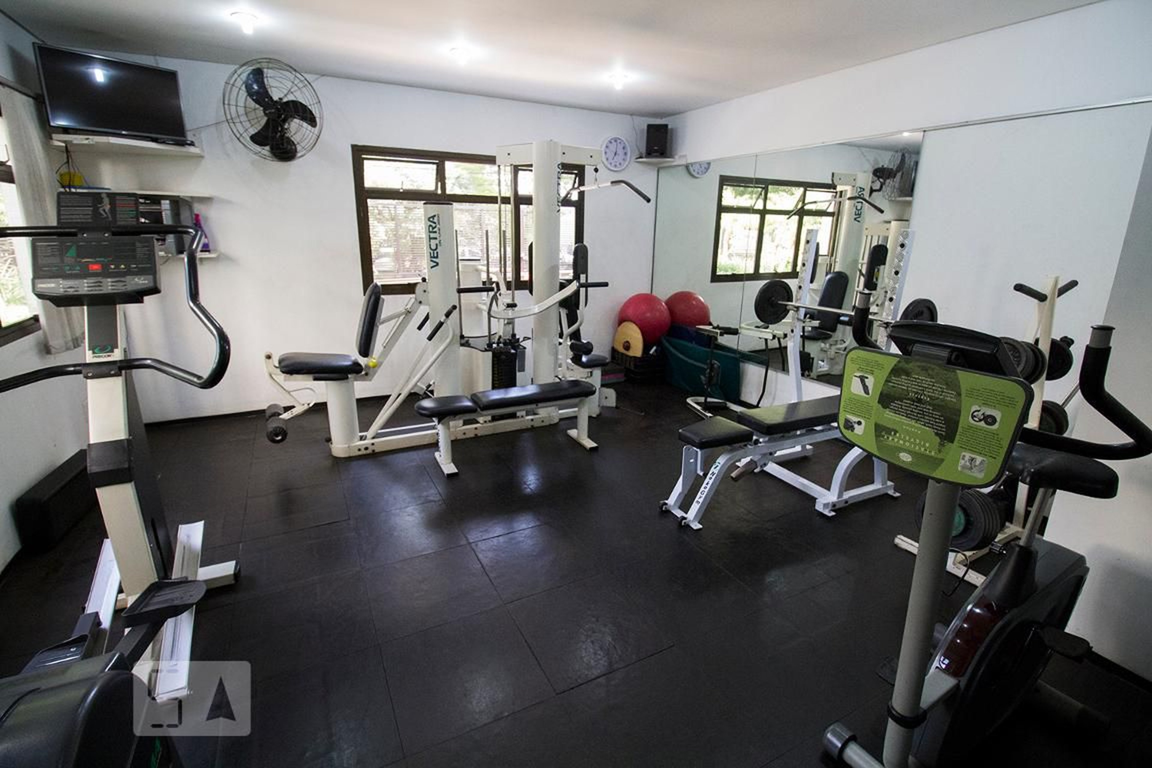 Academia - Edifício Alsace e Loraine