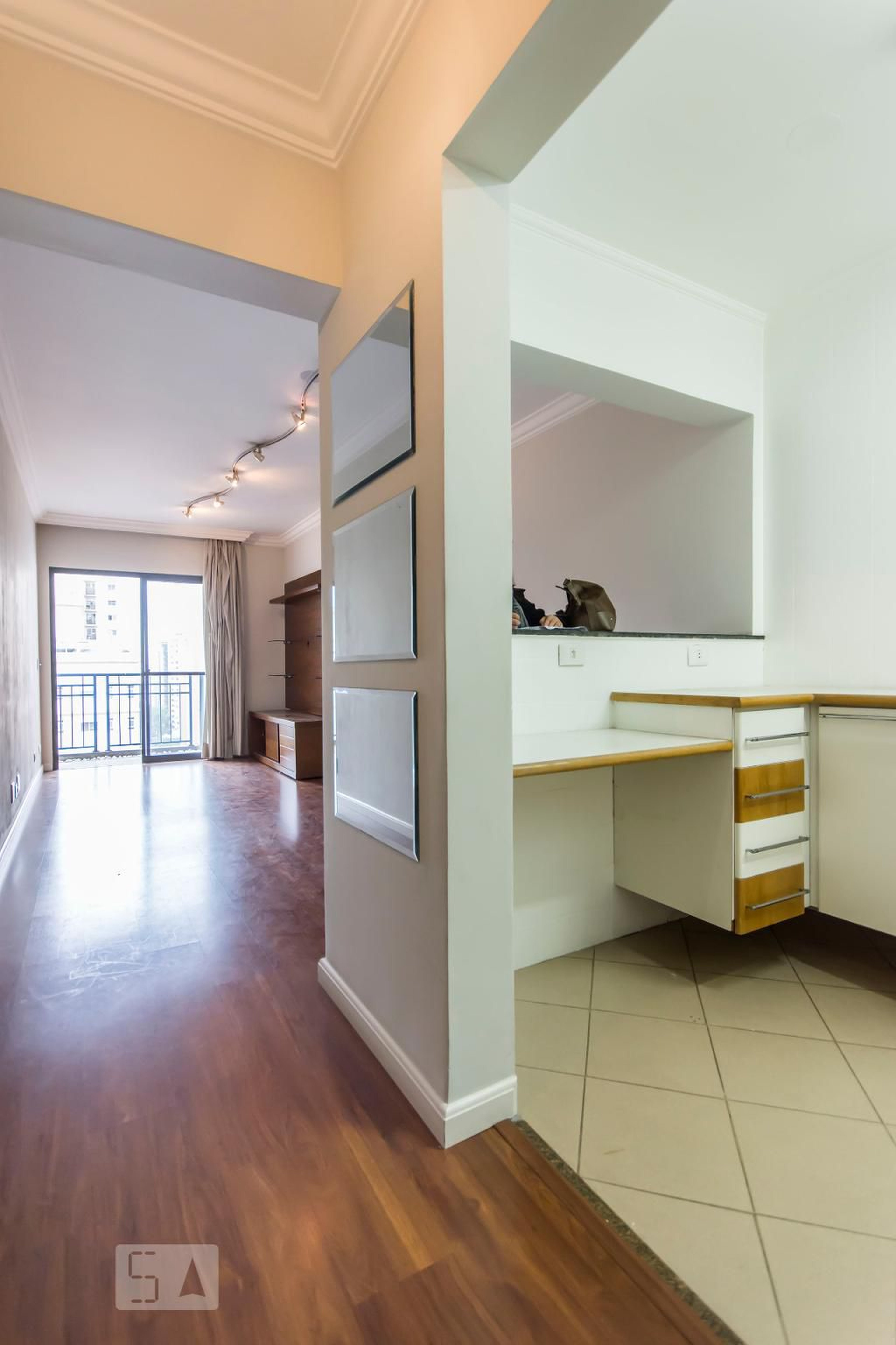 Entrada social - Edifício Key Biscaine