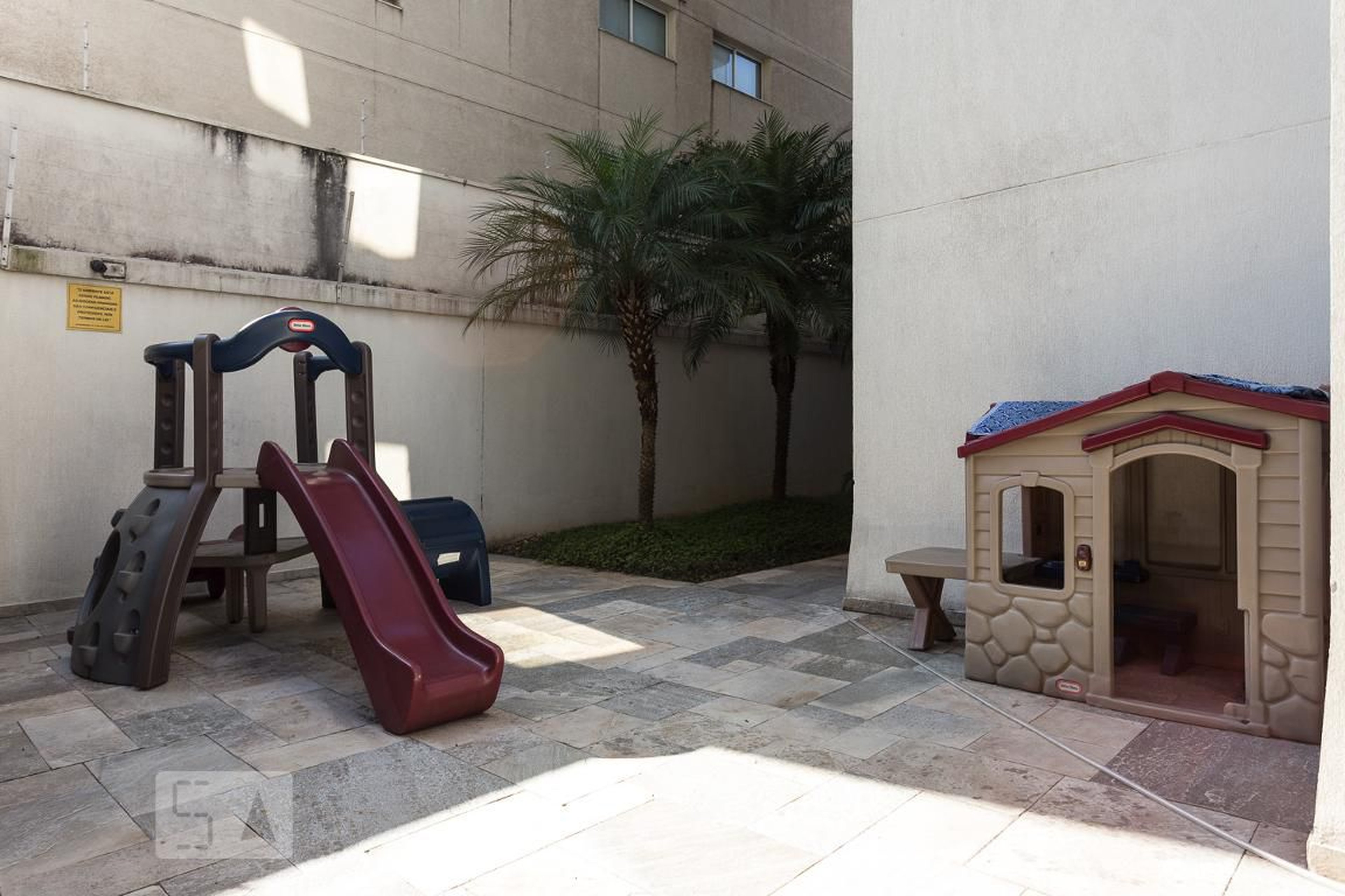 Playground - Huantar