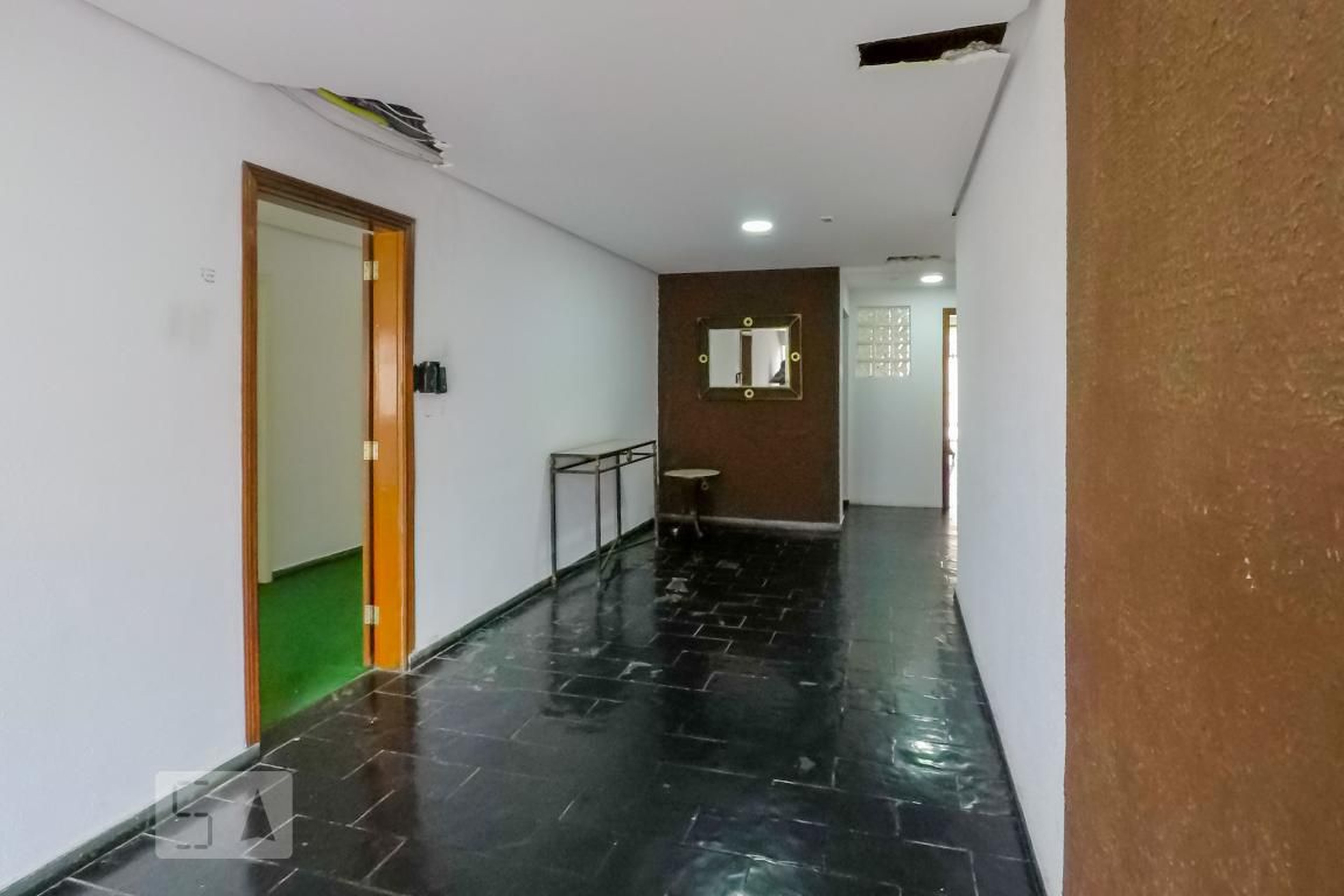 Hall - Visconde de Pirajá