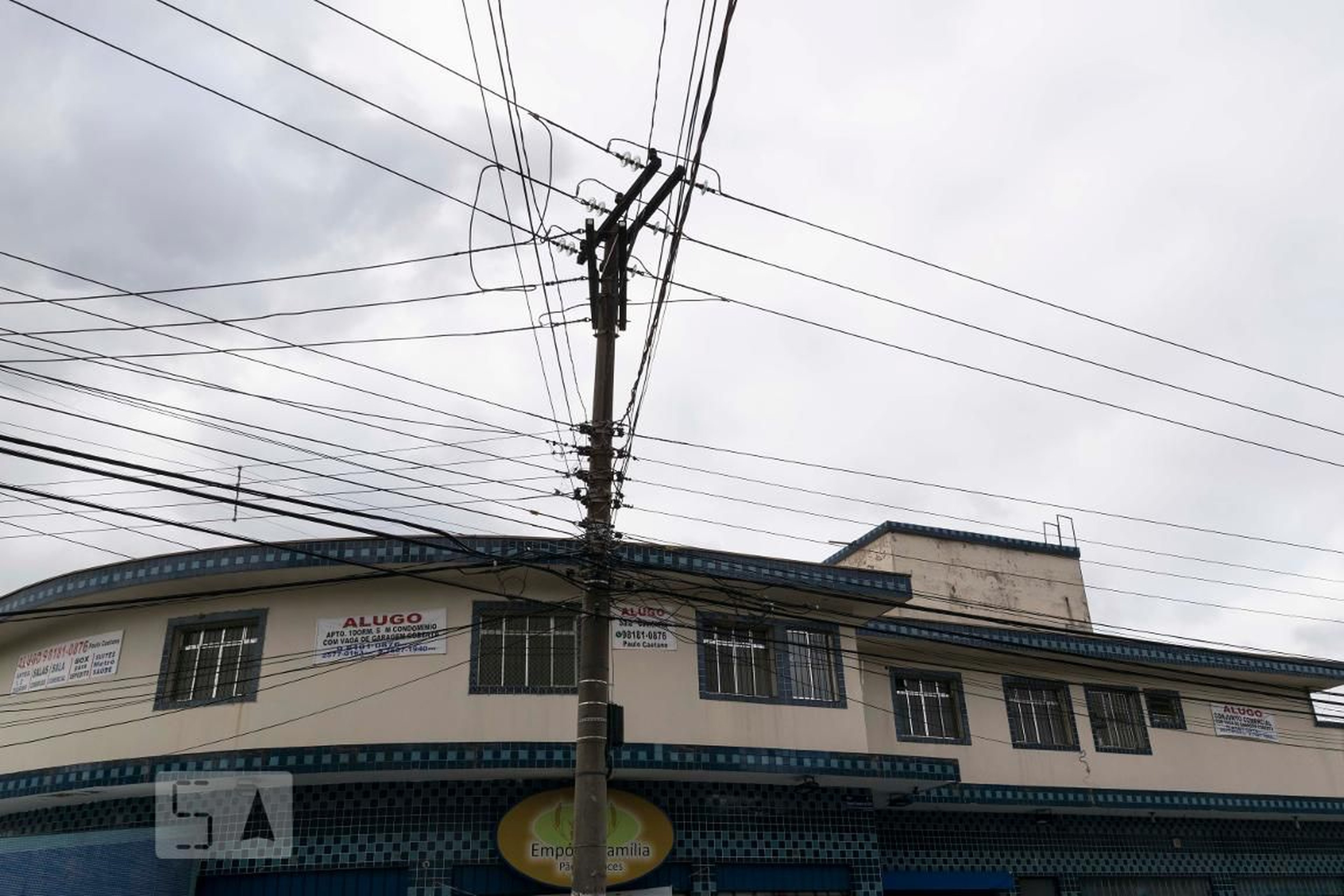 Fachada Condomínio em Rua Francisco Dias, 7
