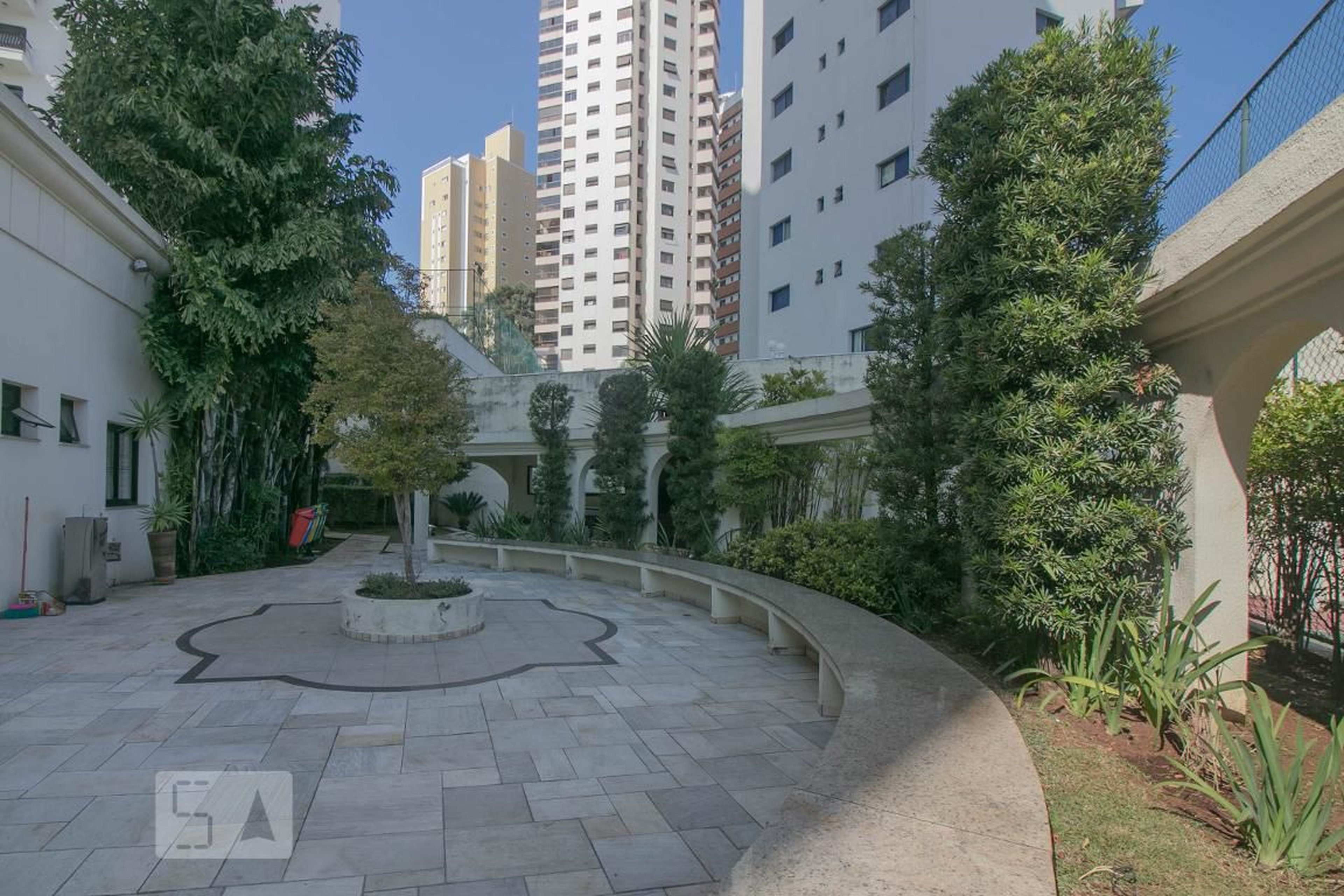 Area Externa - Edifício Pietra Victória
