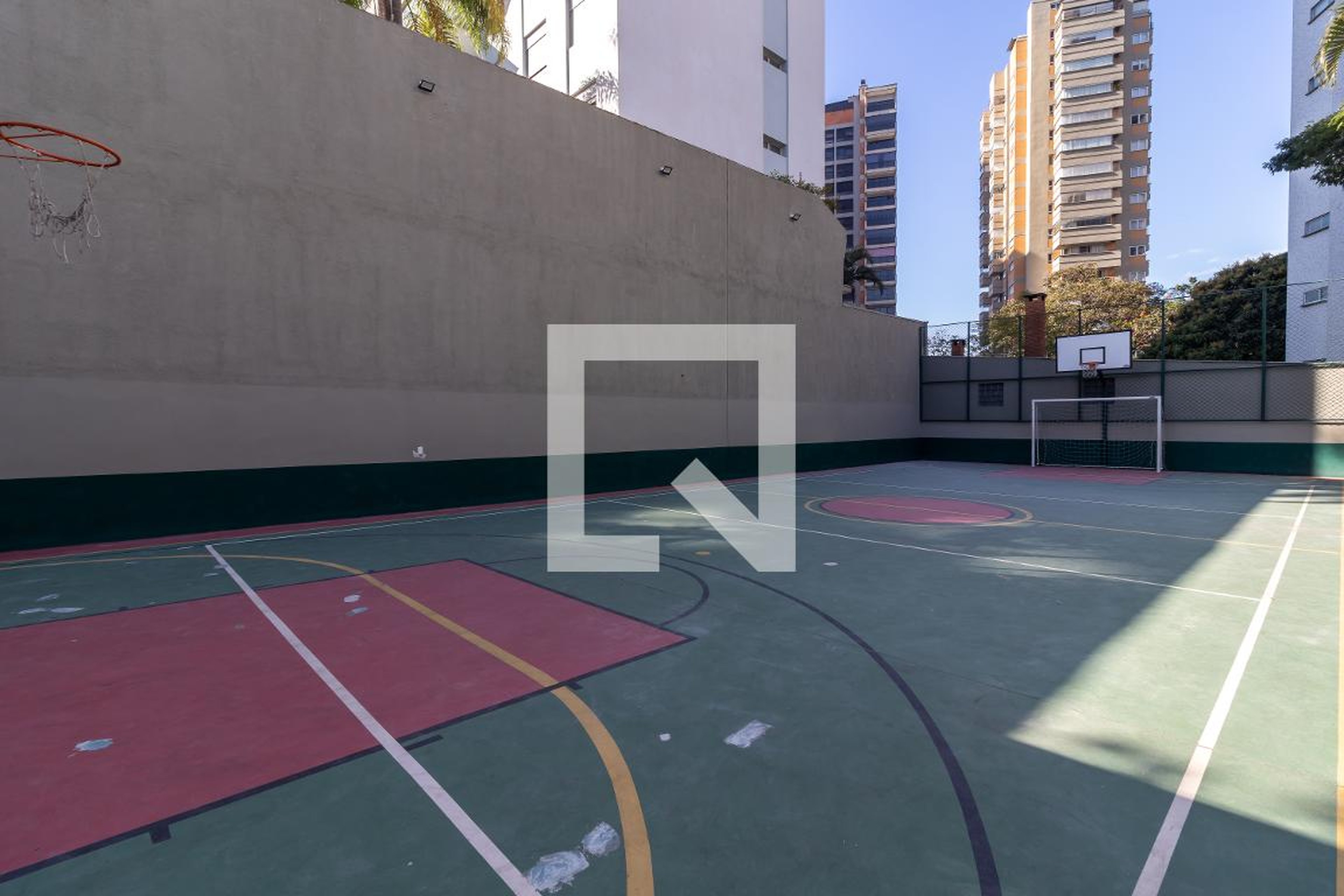 Quadra Esportiva - Jardins Da Cantareira