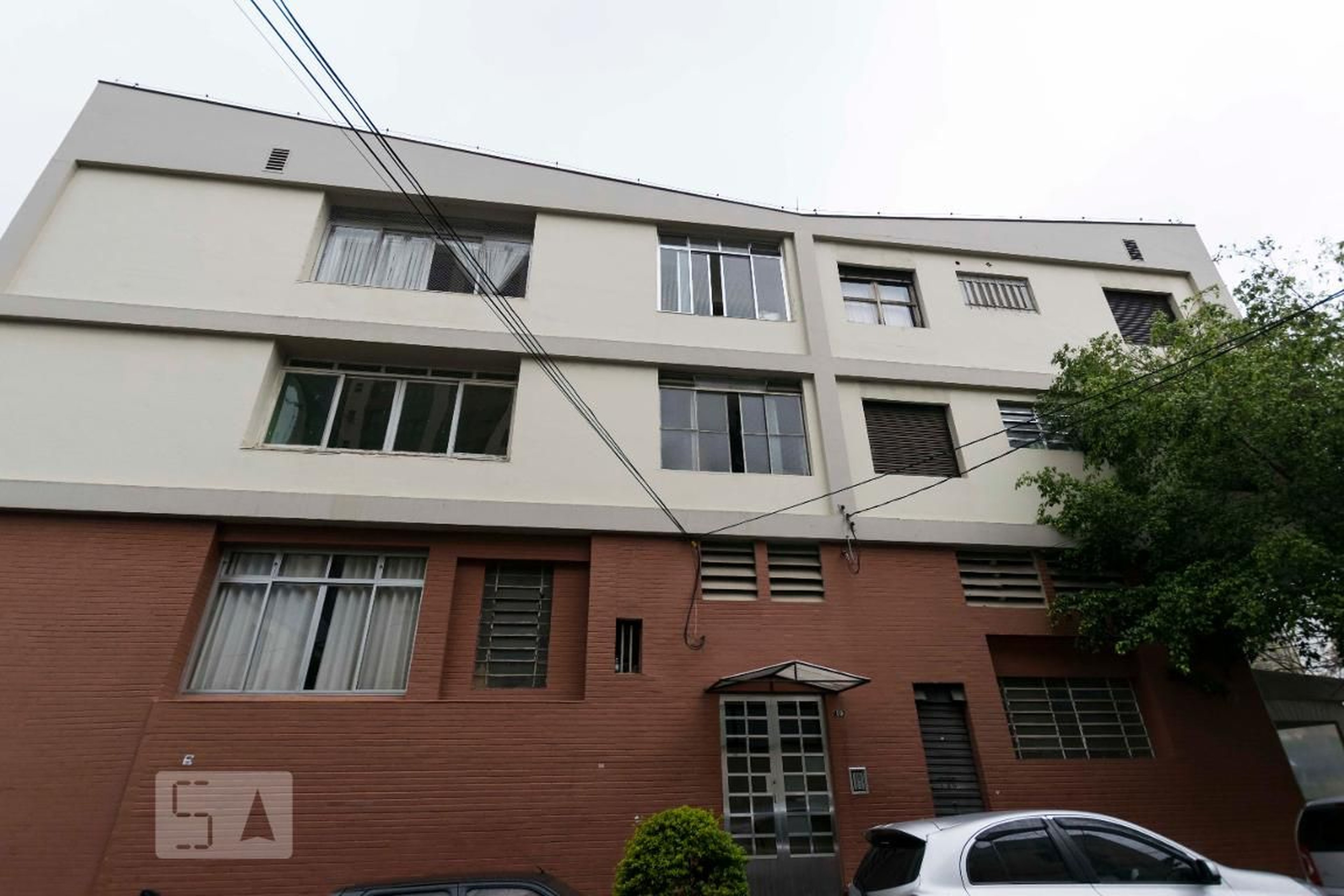 Fachada Condomínio em Rua Professor Aristides de Macedo, 10