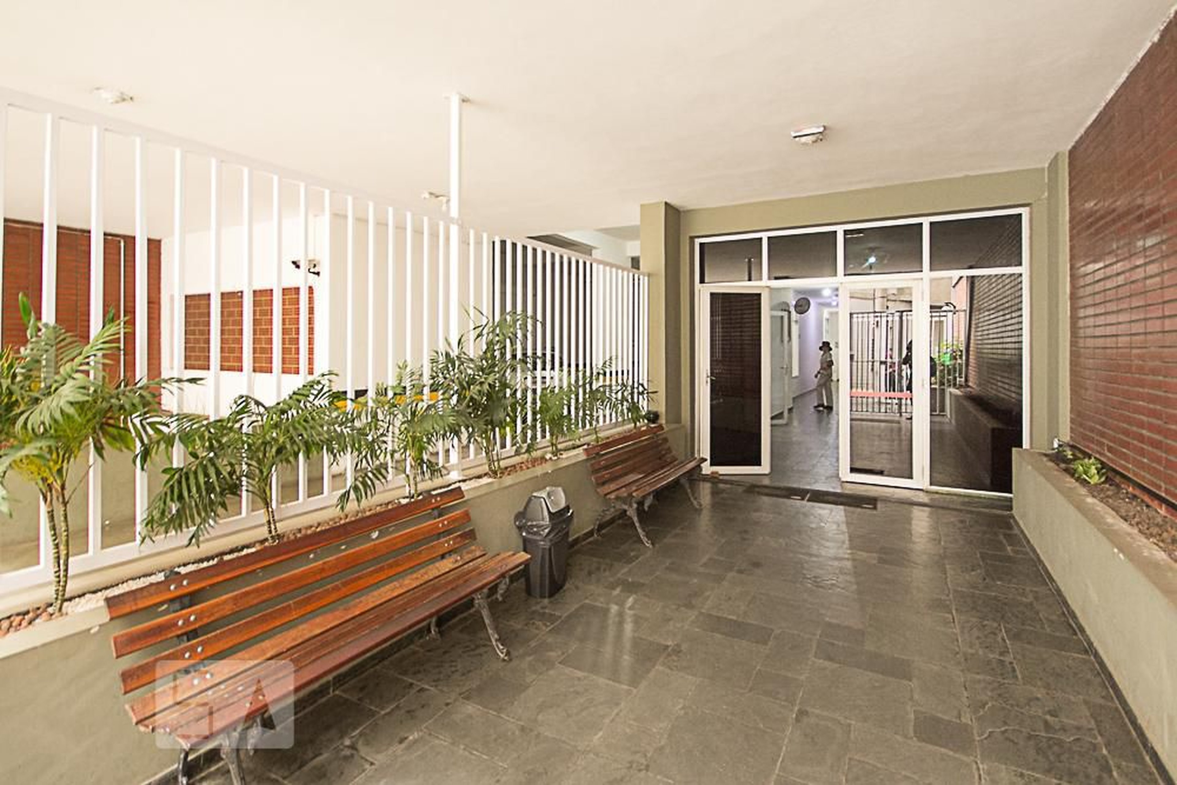 Entrada do Prédio - null