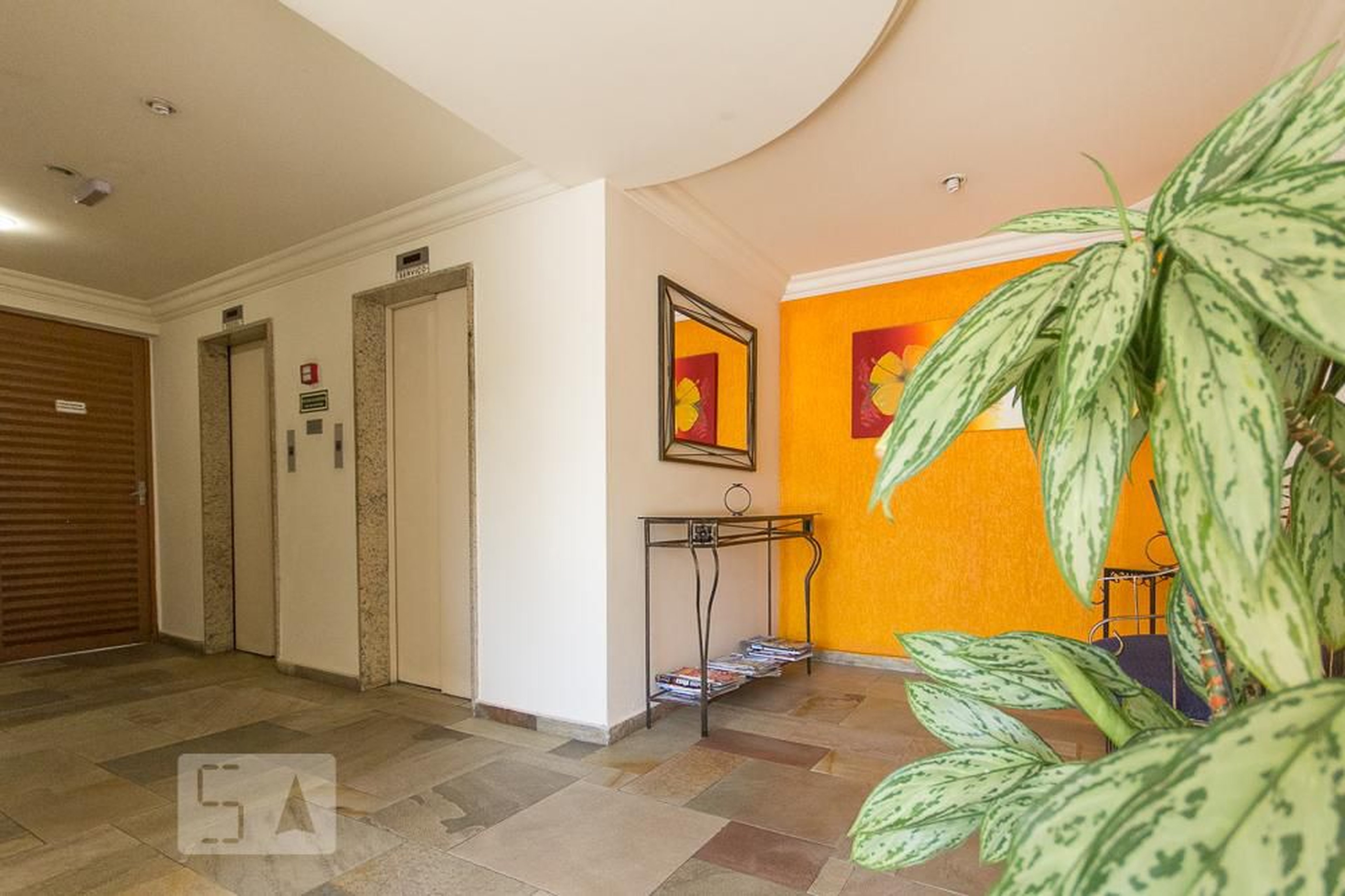 Entrada do Prédio - 