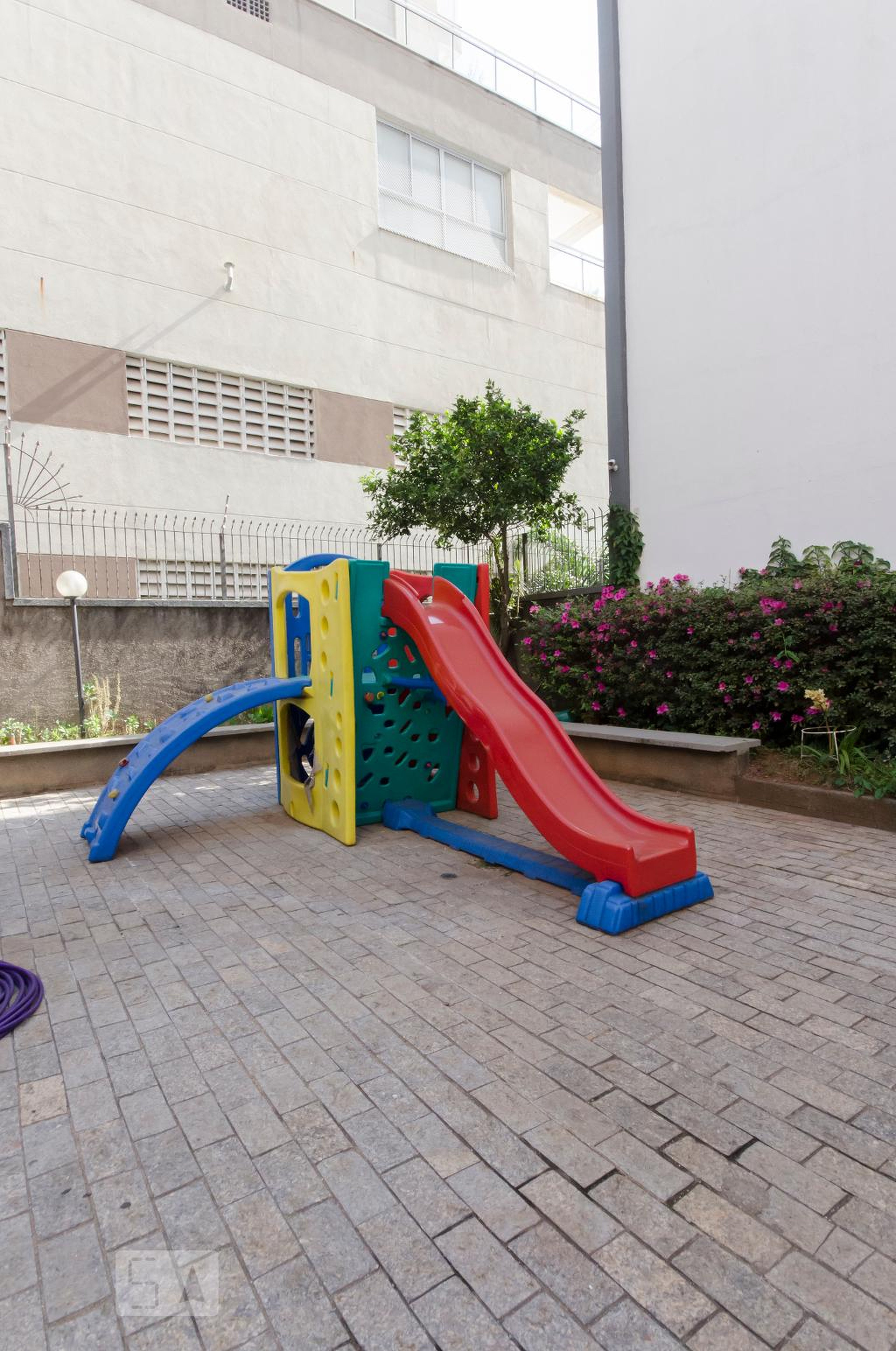 Playground - Palais de Paris