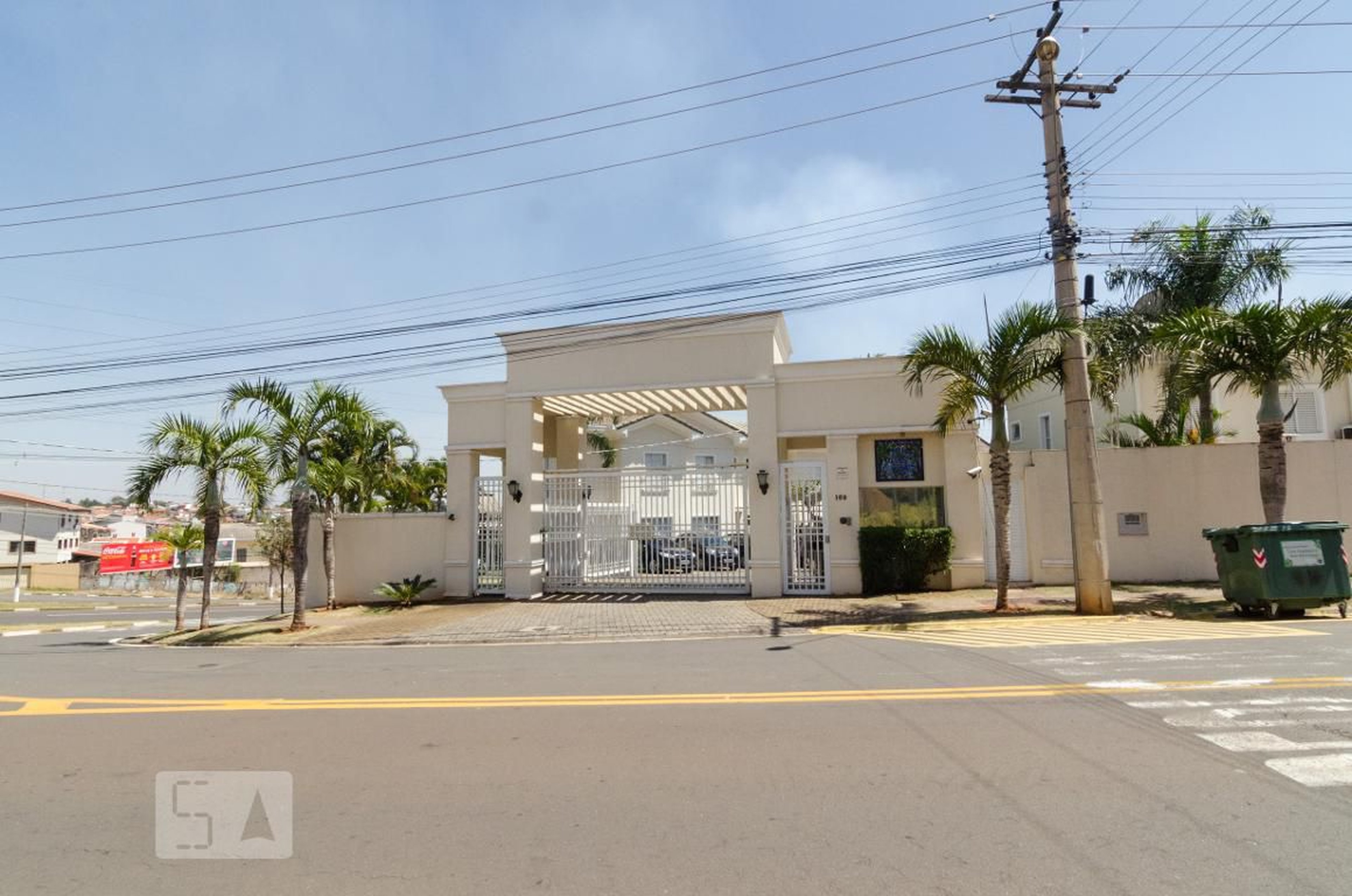 Fachada do condomínio Condomínio Ilha das Flores