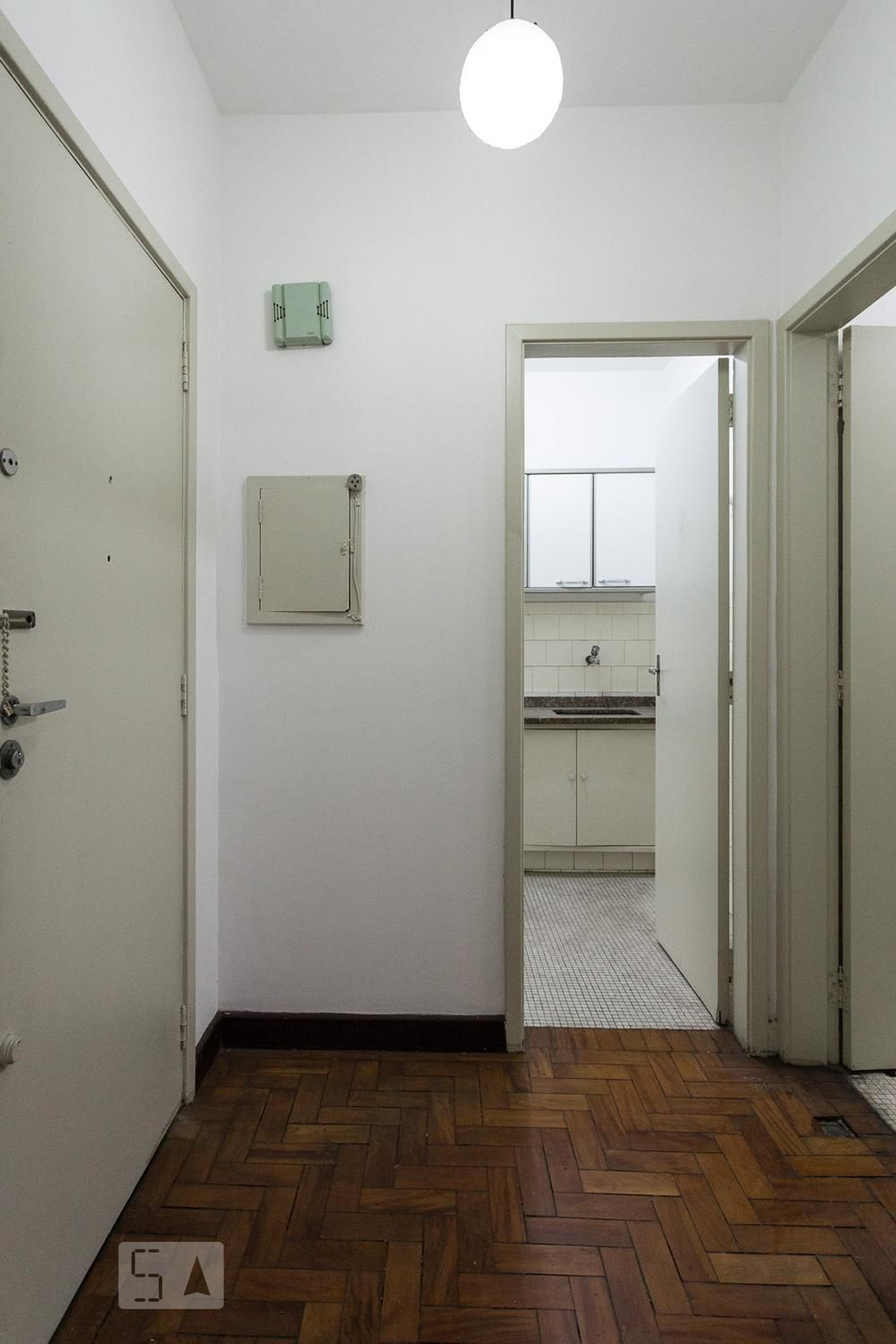 Entrada social - Edificio Cogeral