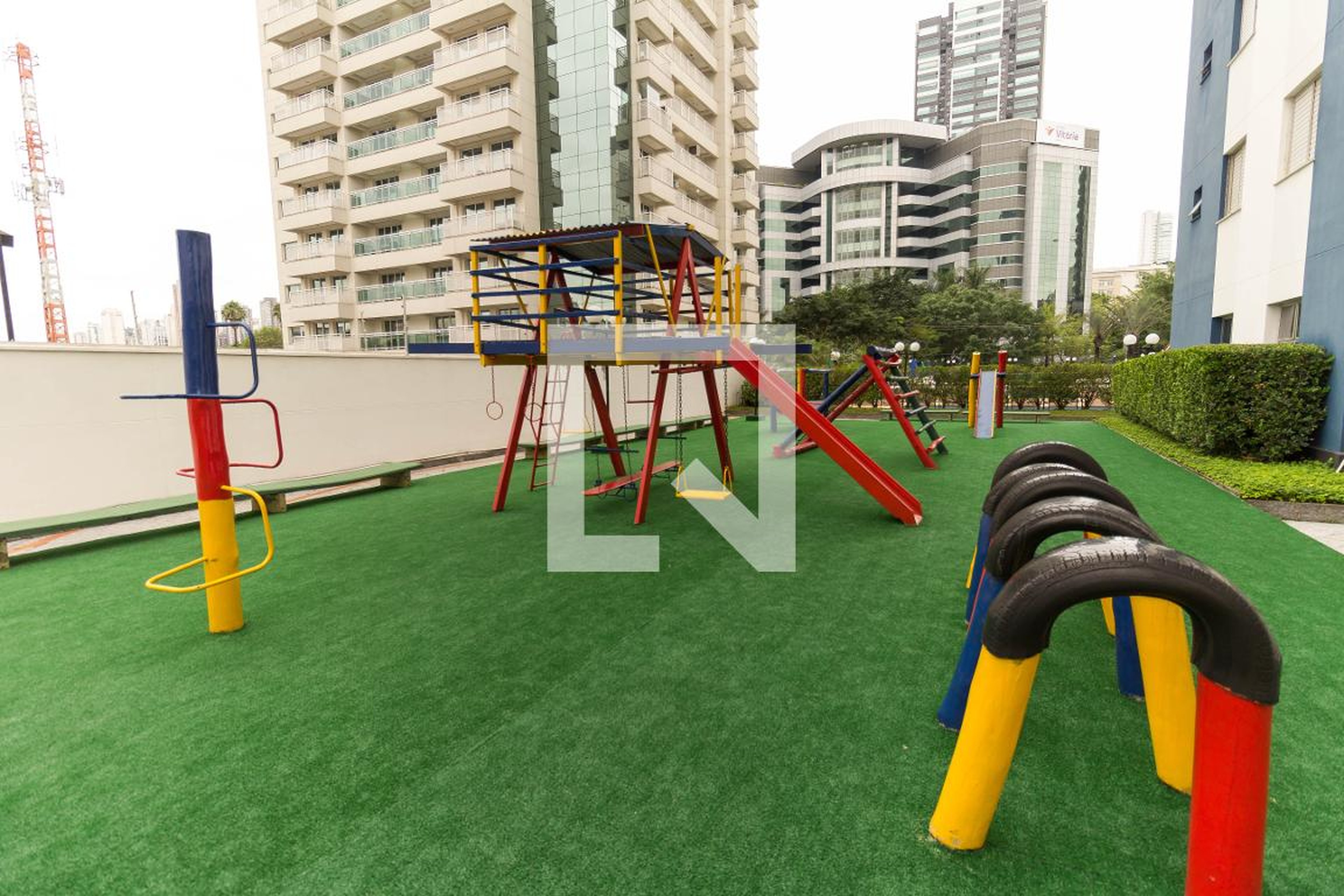 Playground - Cortes Du Rhone