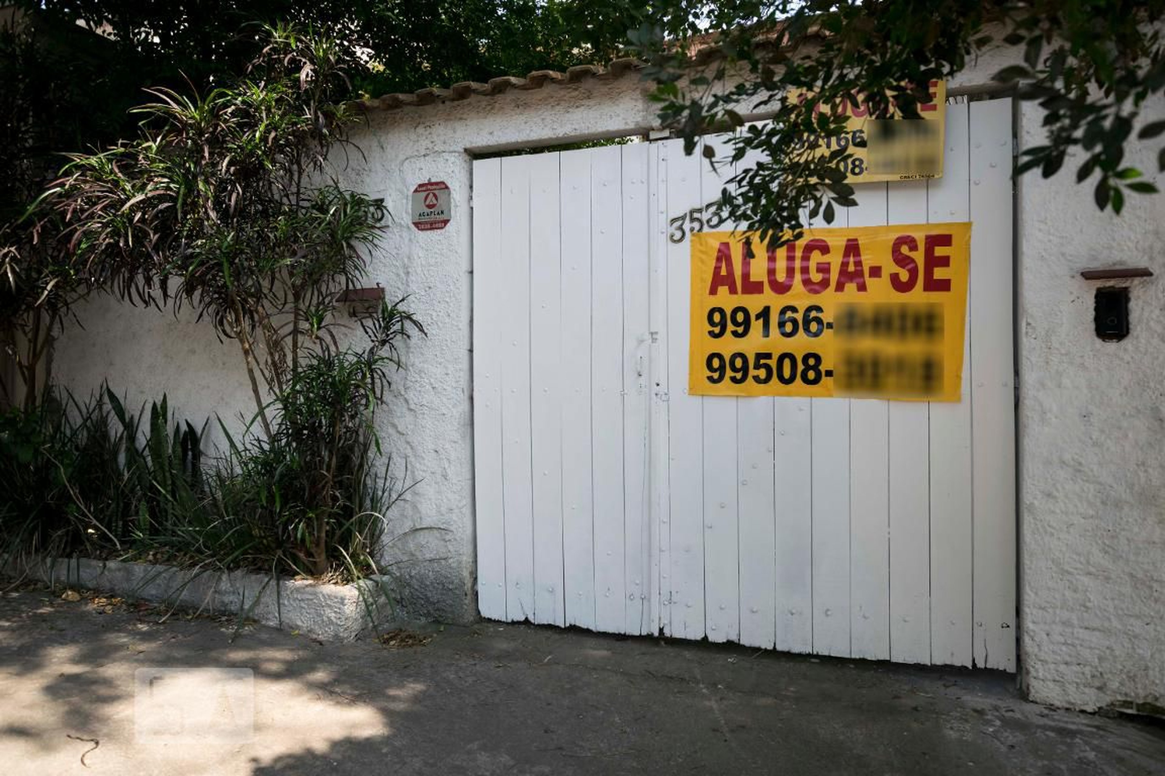 Fachada Condomínio em Rua Dona Inácia Uchôa, 353