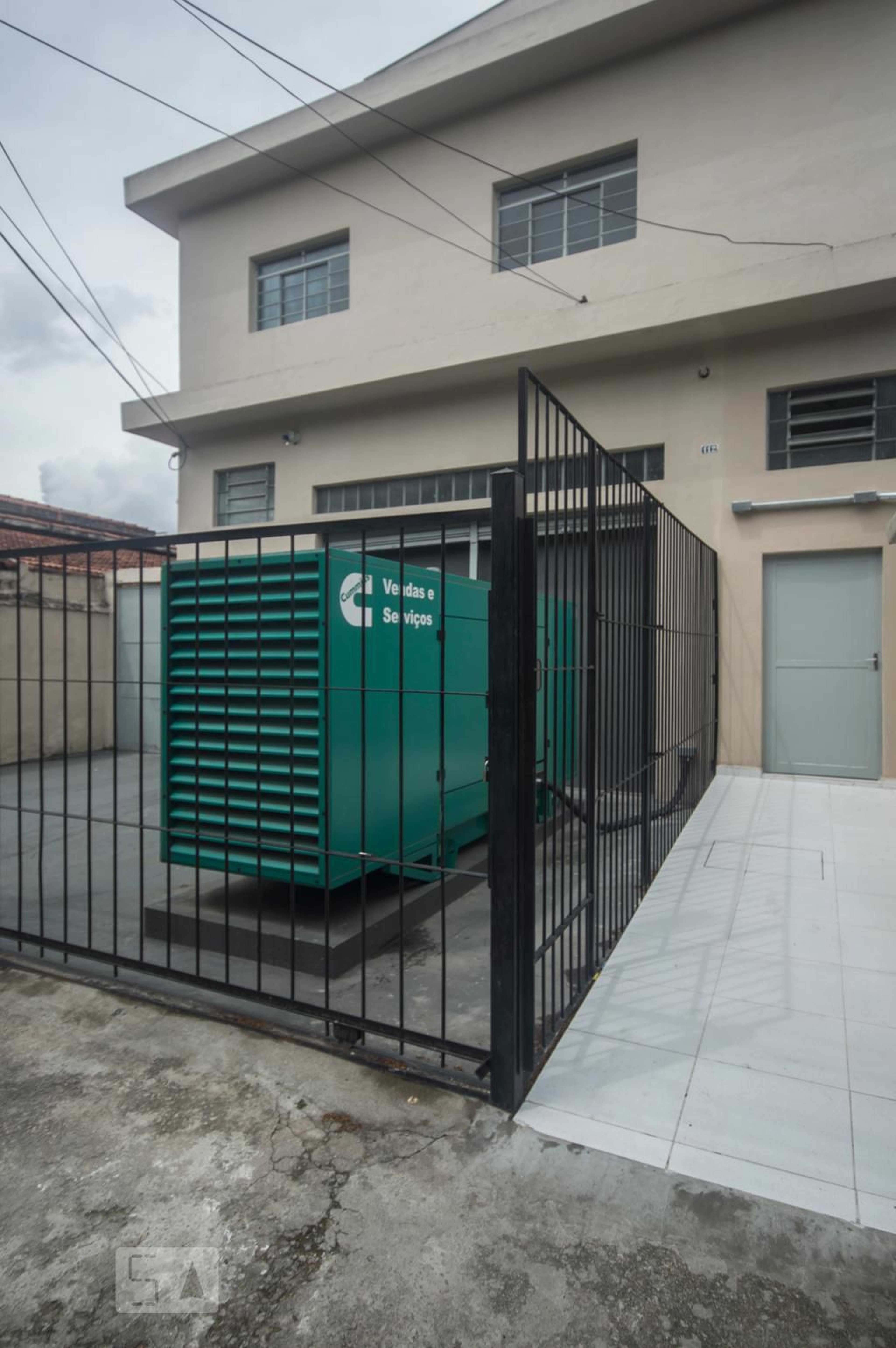 Fachada Condomínio em Rua Plácido Vieira, 112