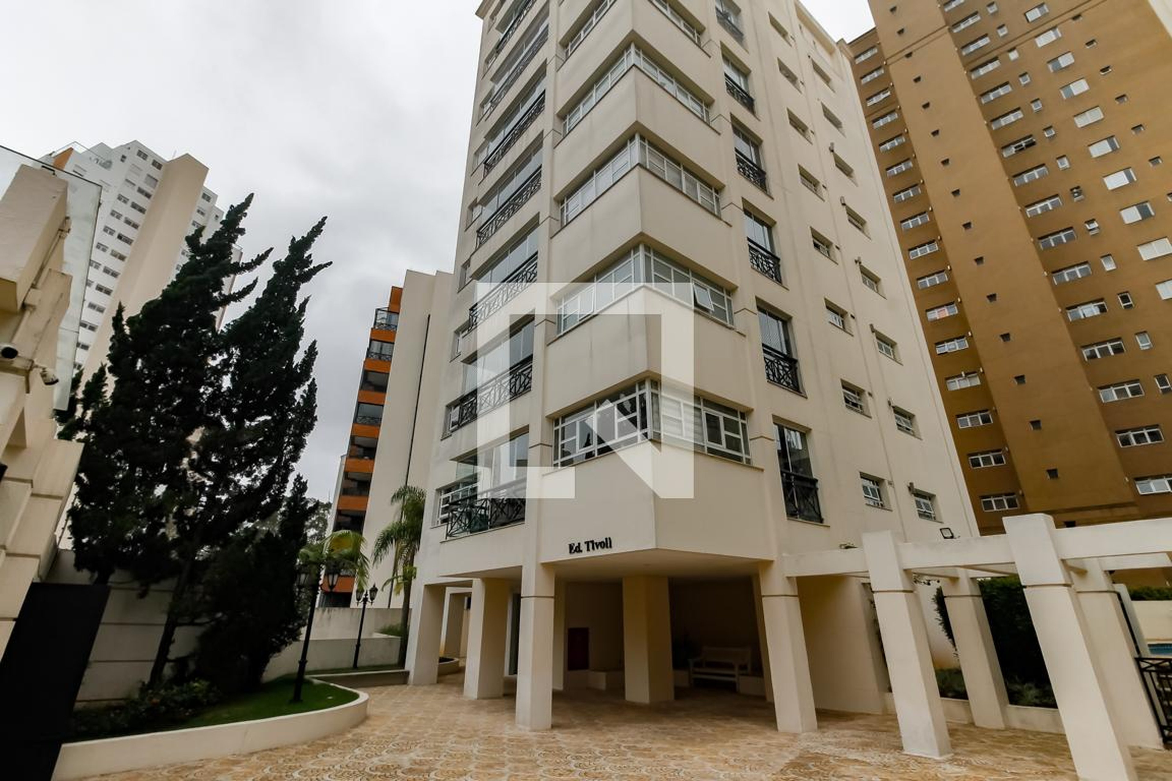 Fachada do Prédio Condomínio Palazzo Romano