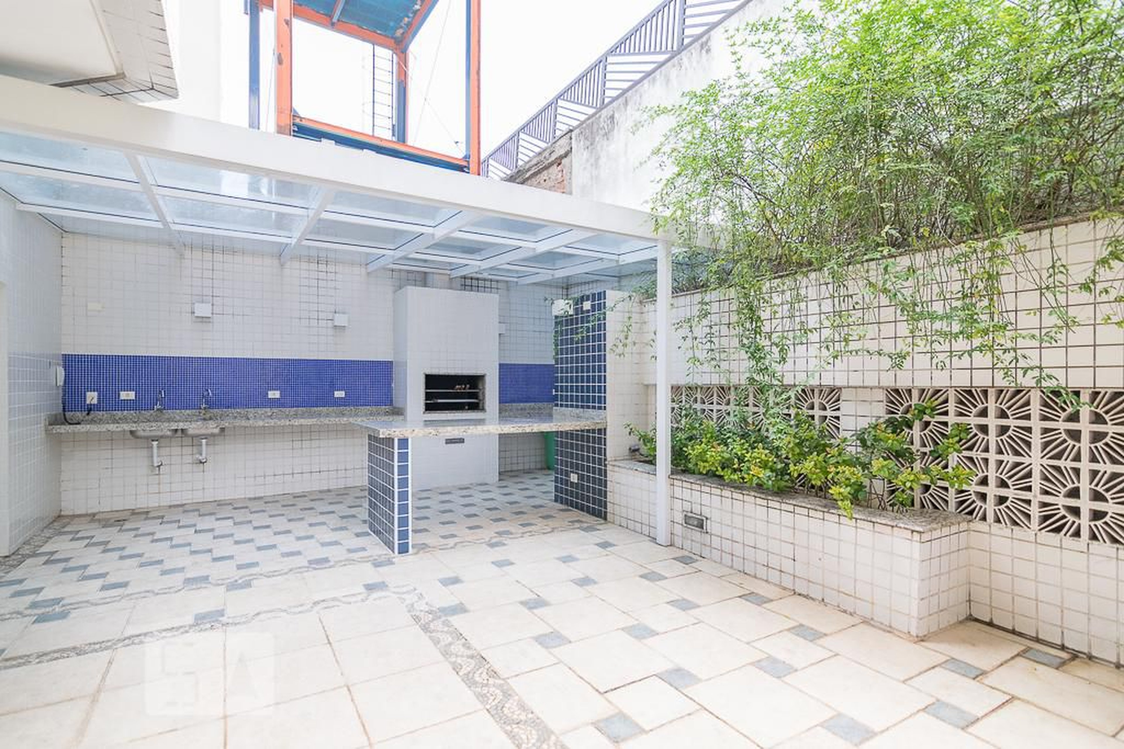 Churrasqueira - Astreya Aquilino Bina