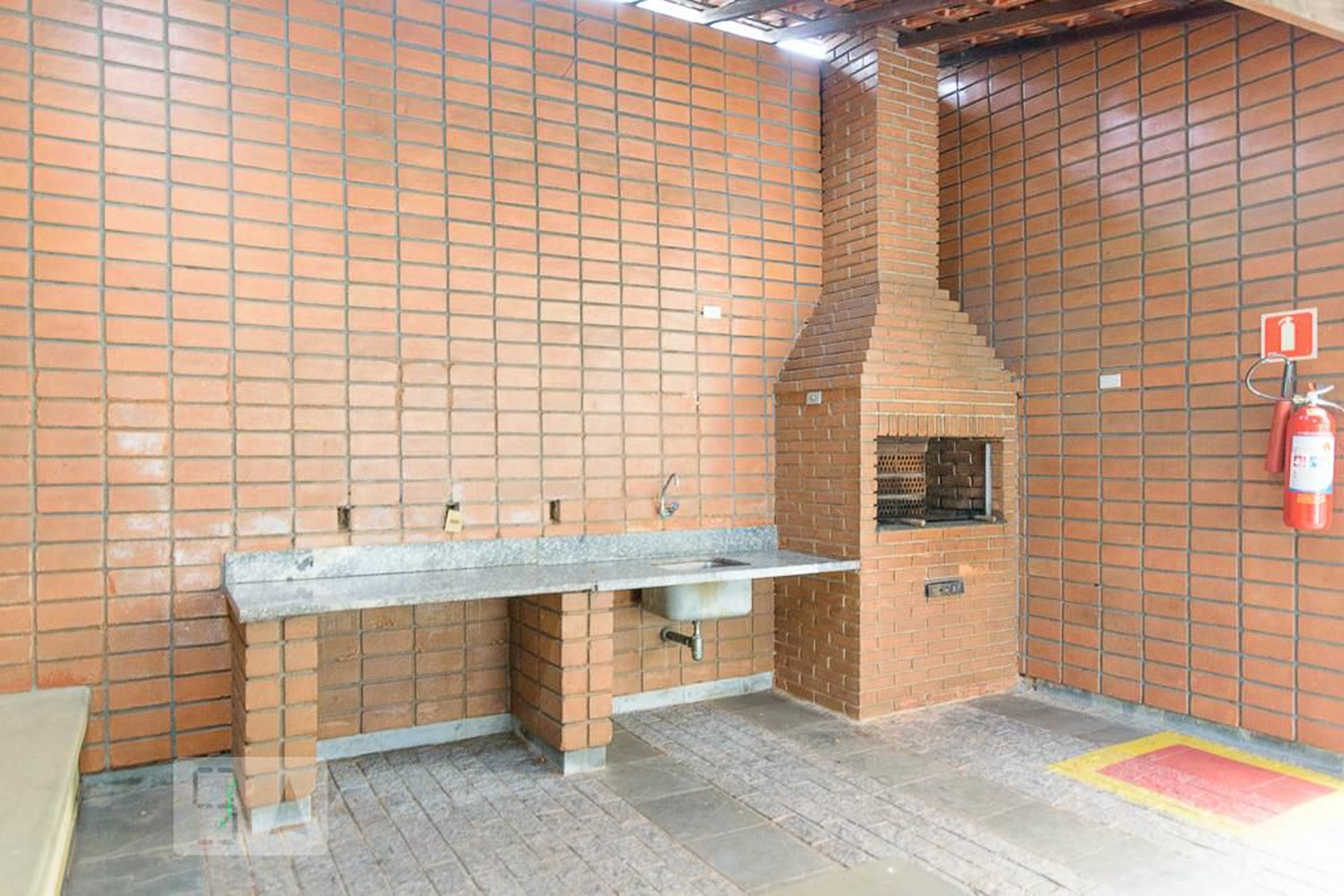 Churrasqueira - Caneleiras