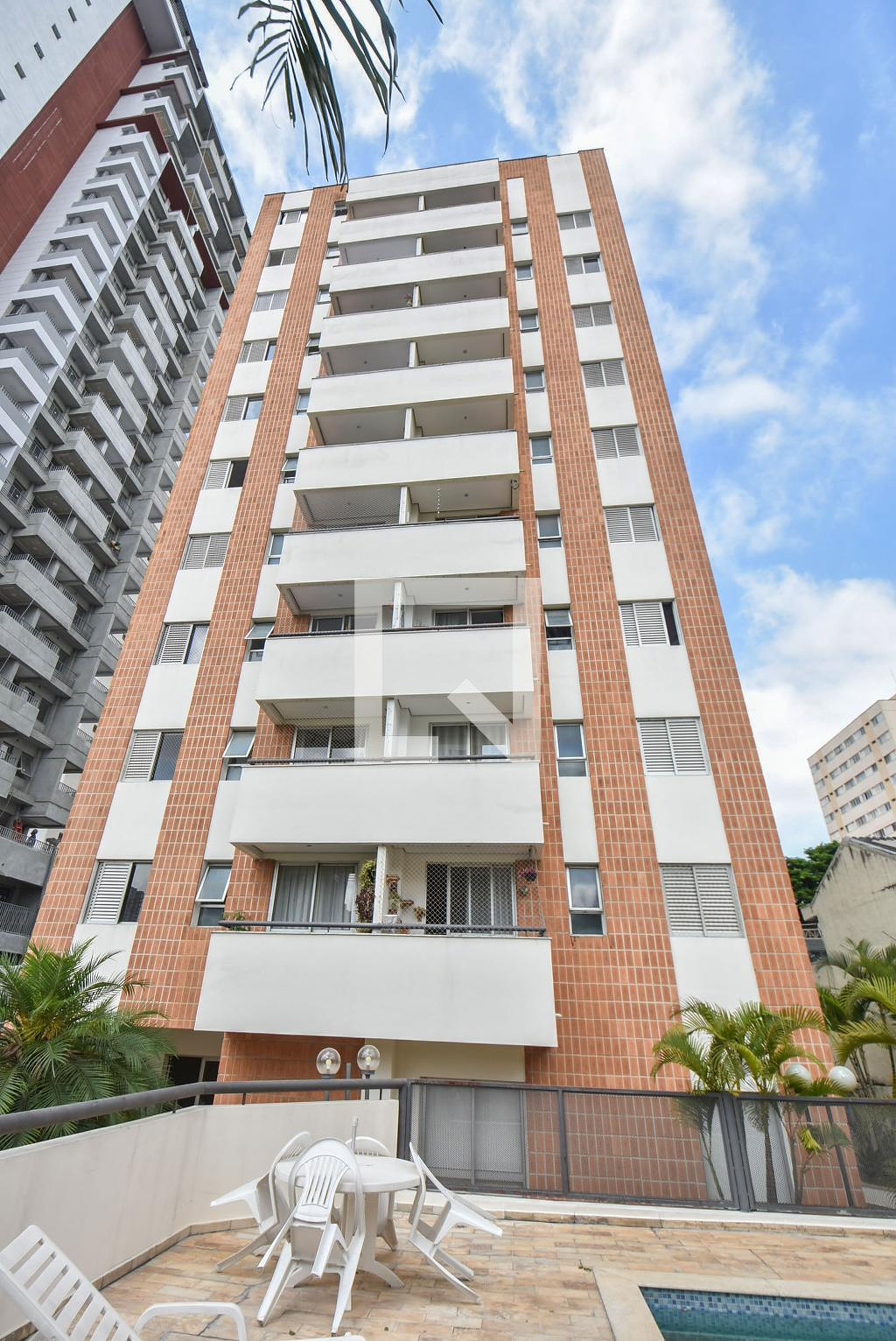 Prédio Edifício Arembepe