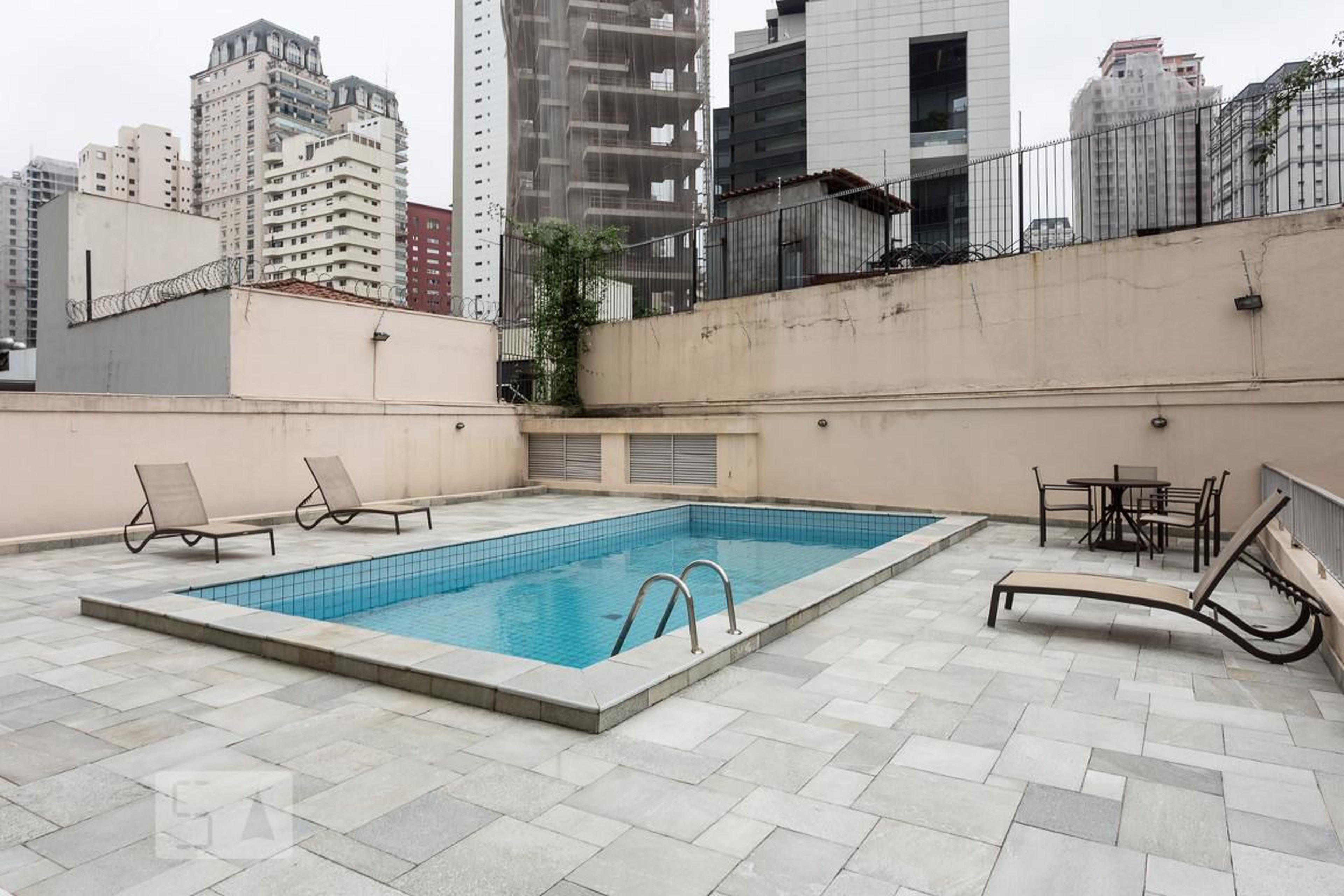 Piscina - Edifício Aracary