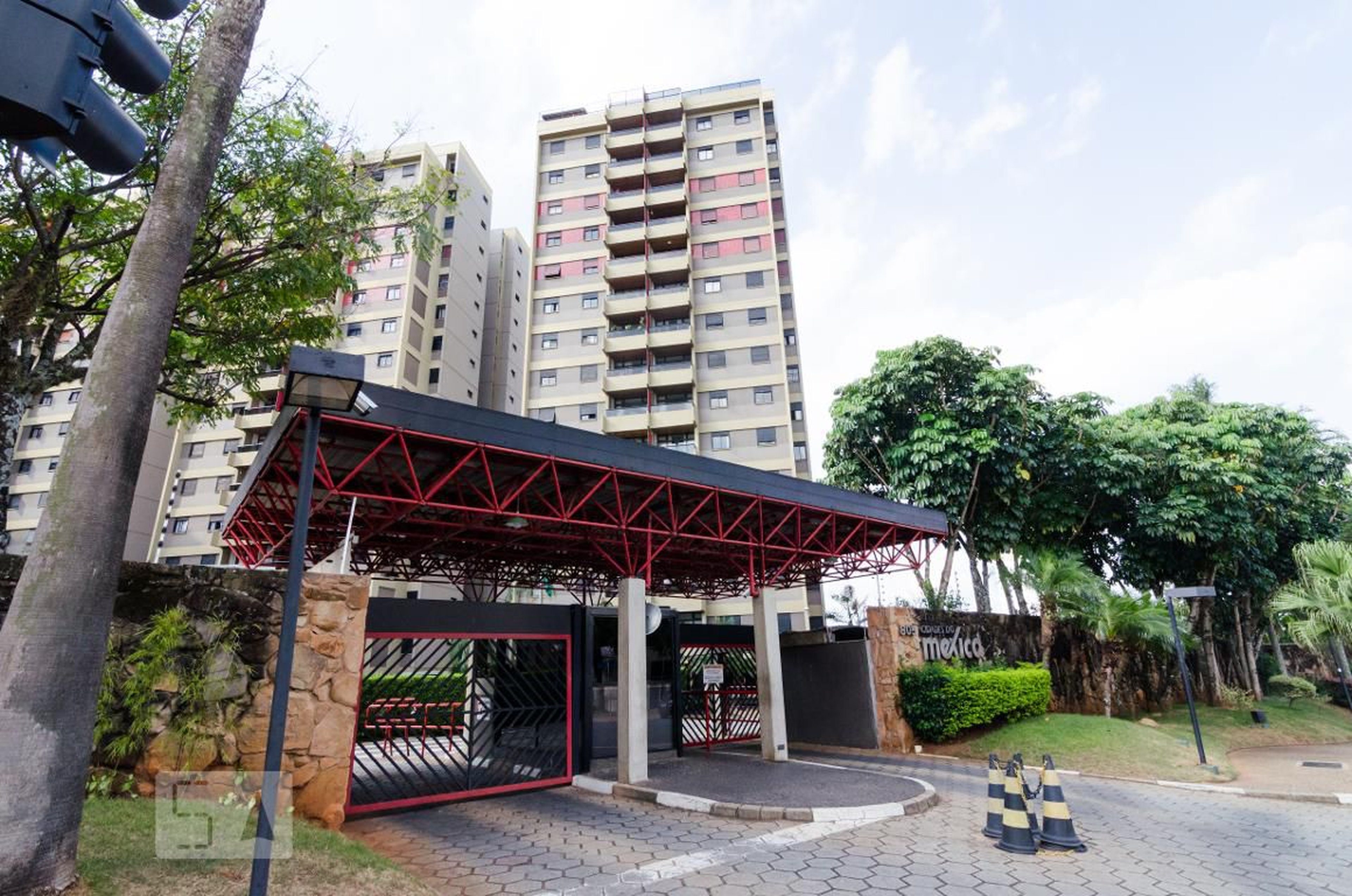 Fachada do condomínio Condomínio Cidades do Mexico