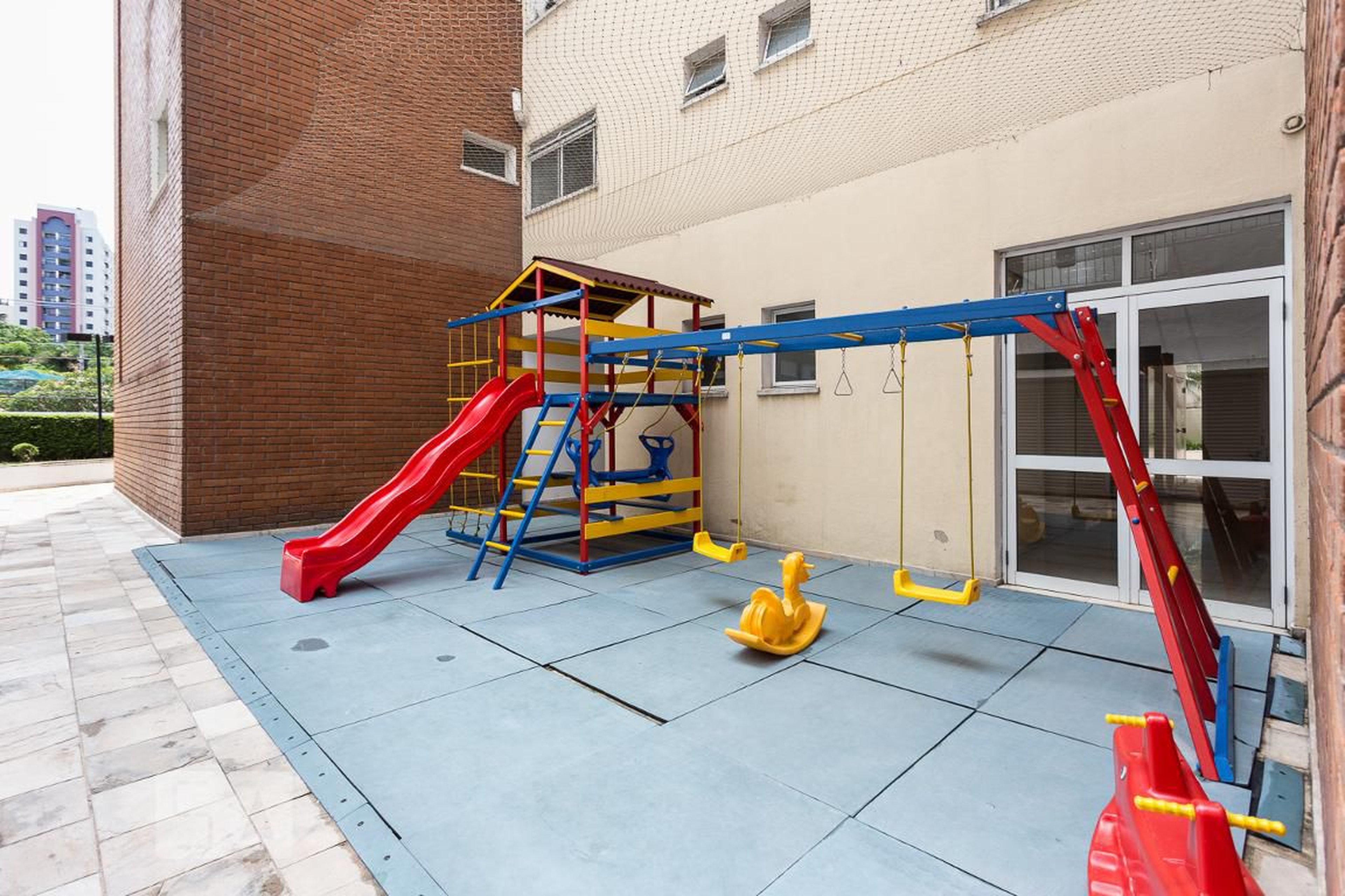 Playground - Edifício Lara