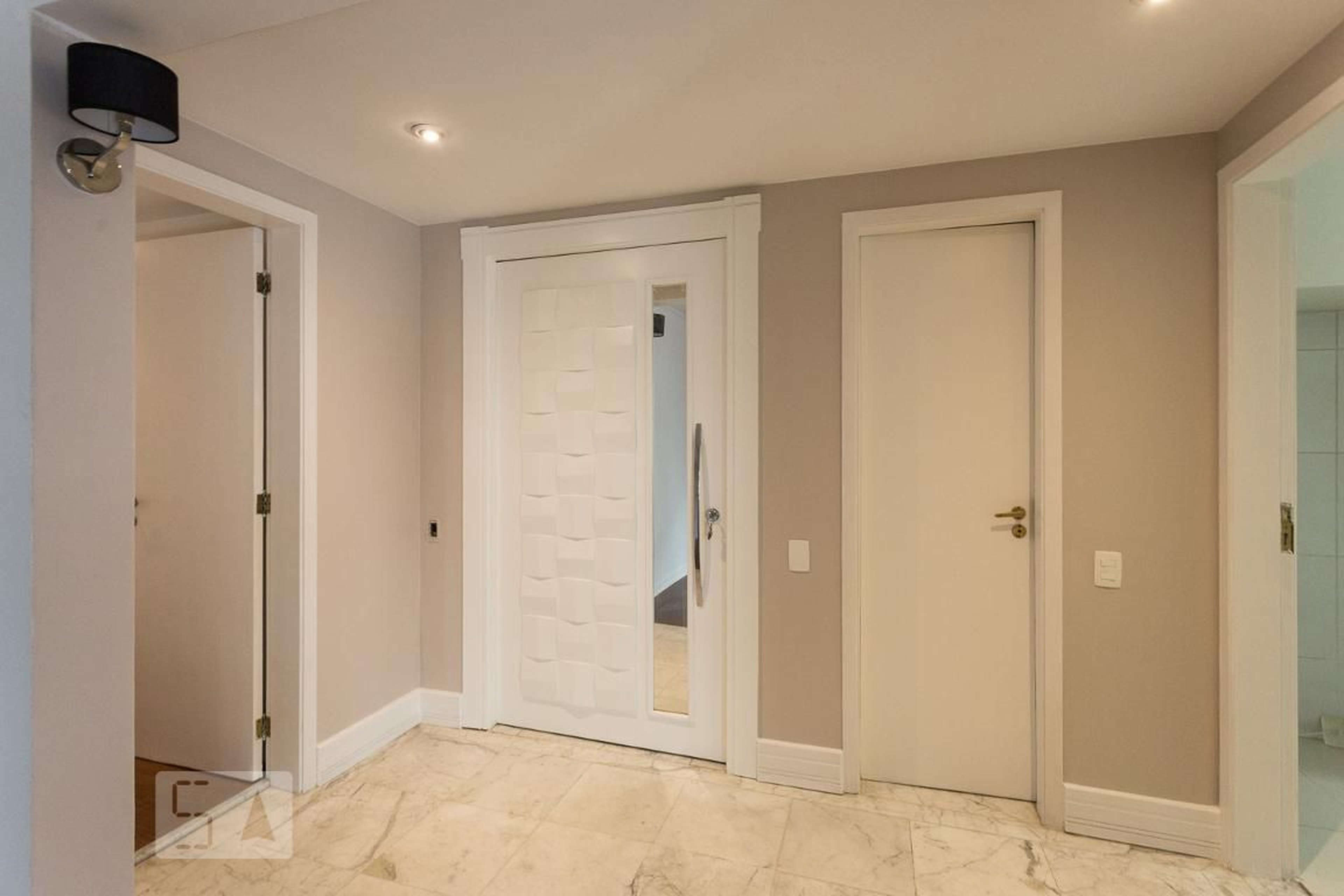 Entrada social - Port de France