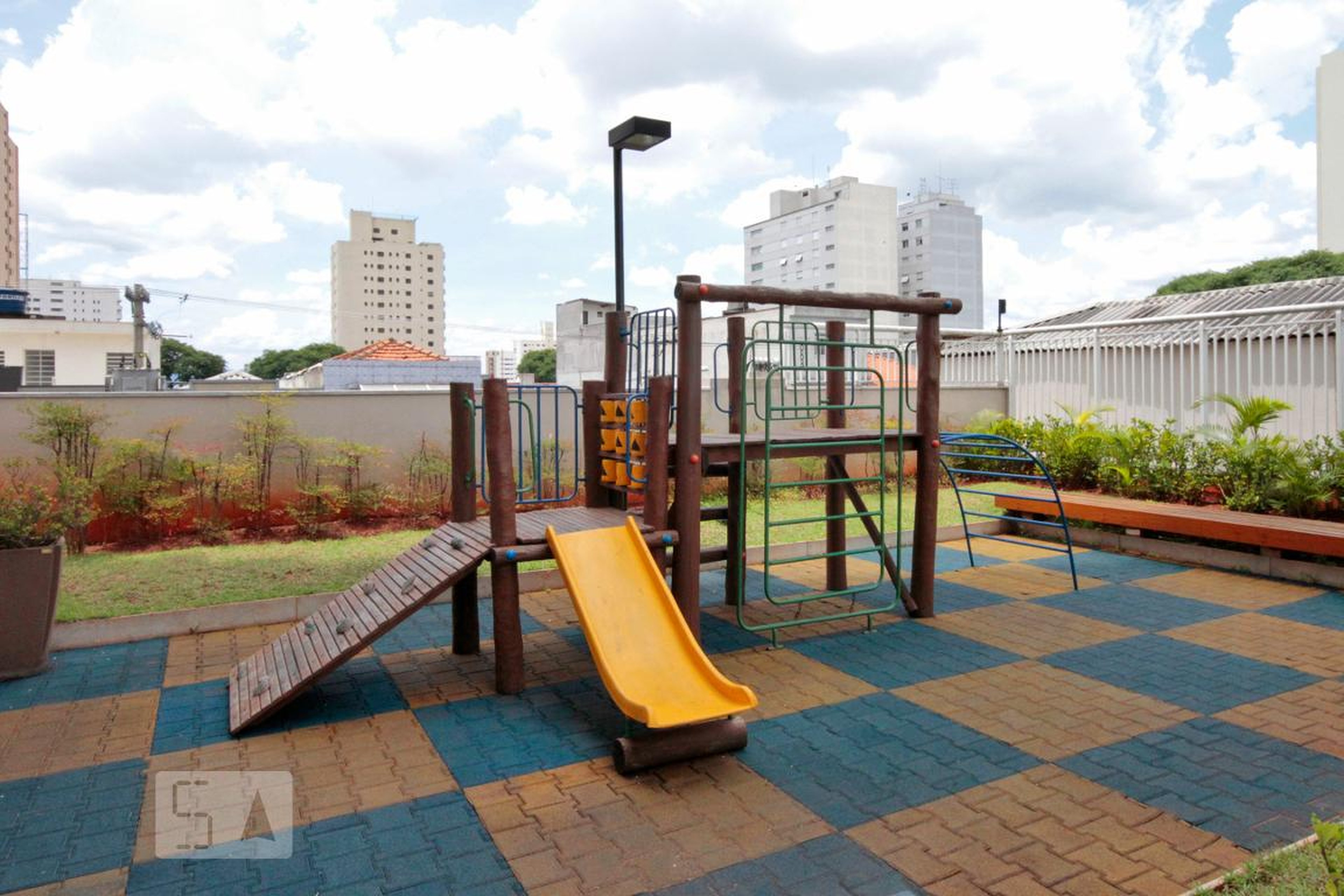 Playground - Le Champ