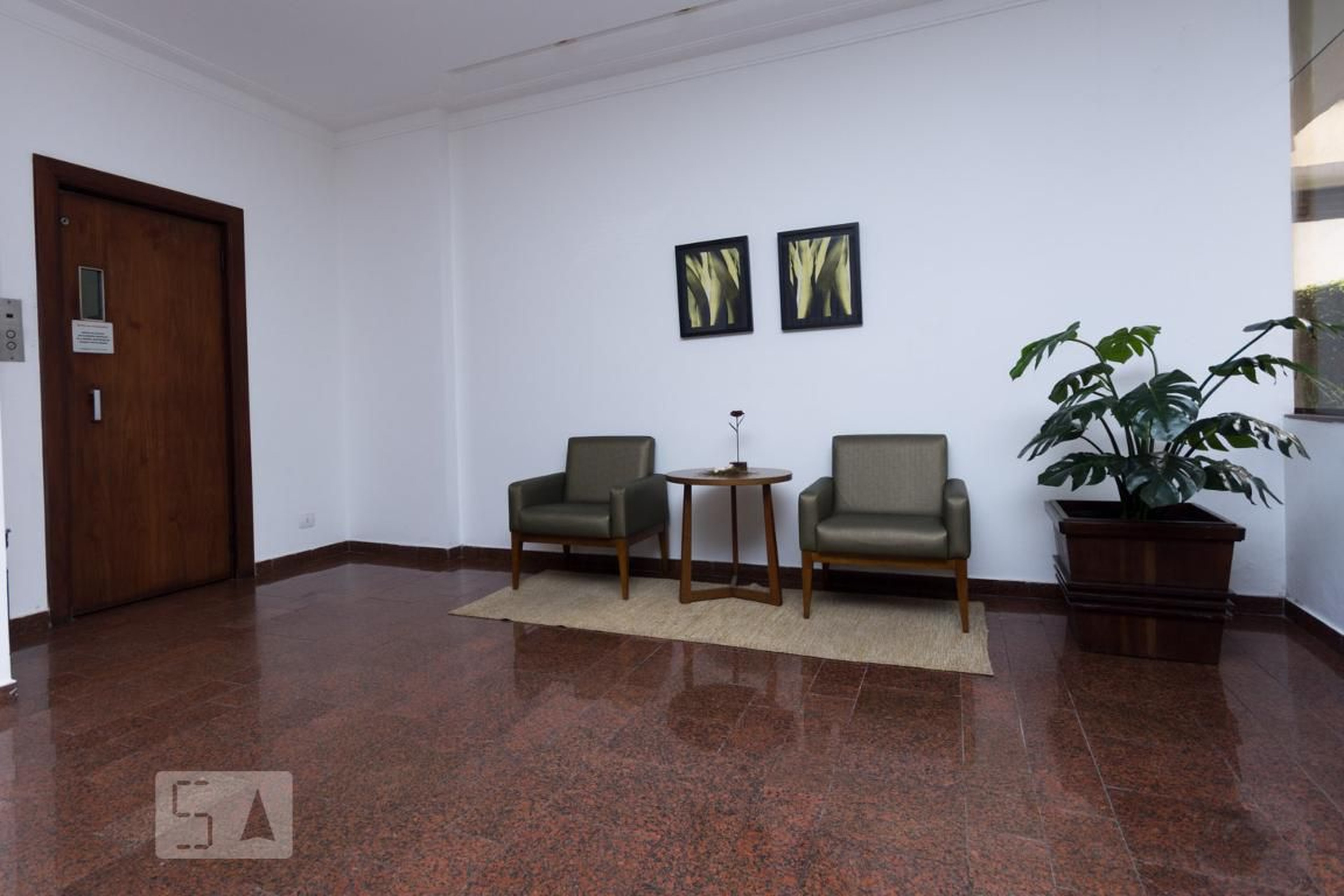 Hall - Chafic Miguel Jorge