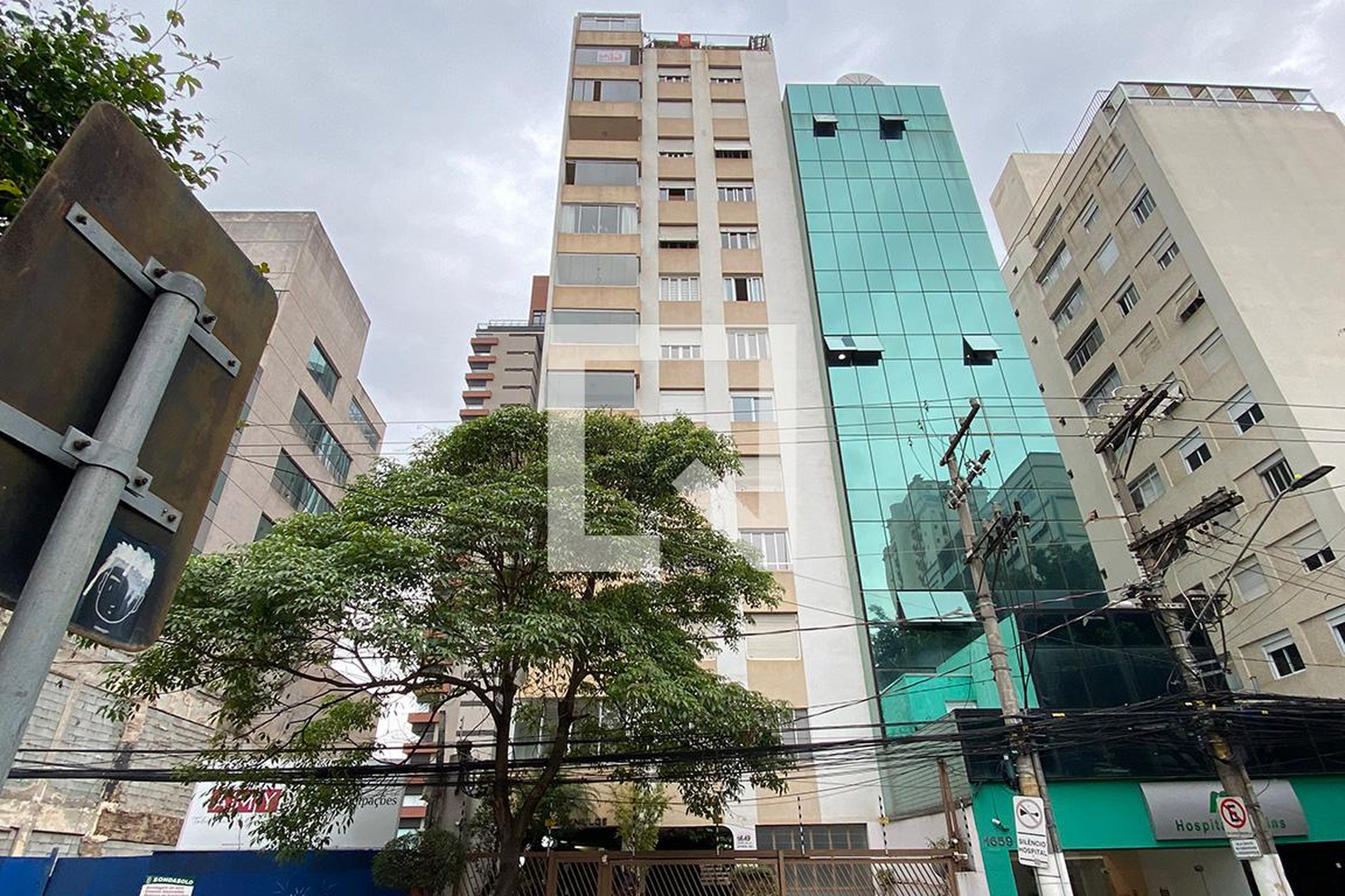 Fachada do Prédio Condomínio Nielce