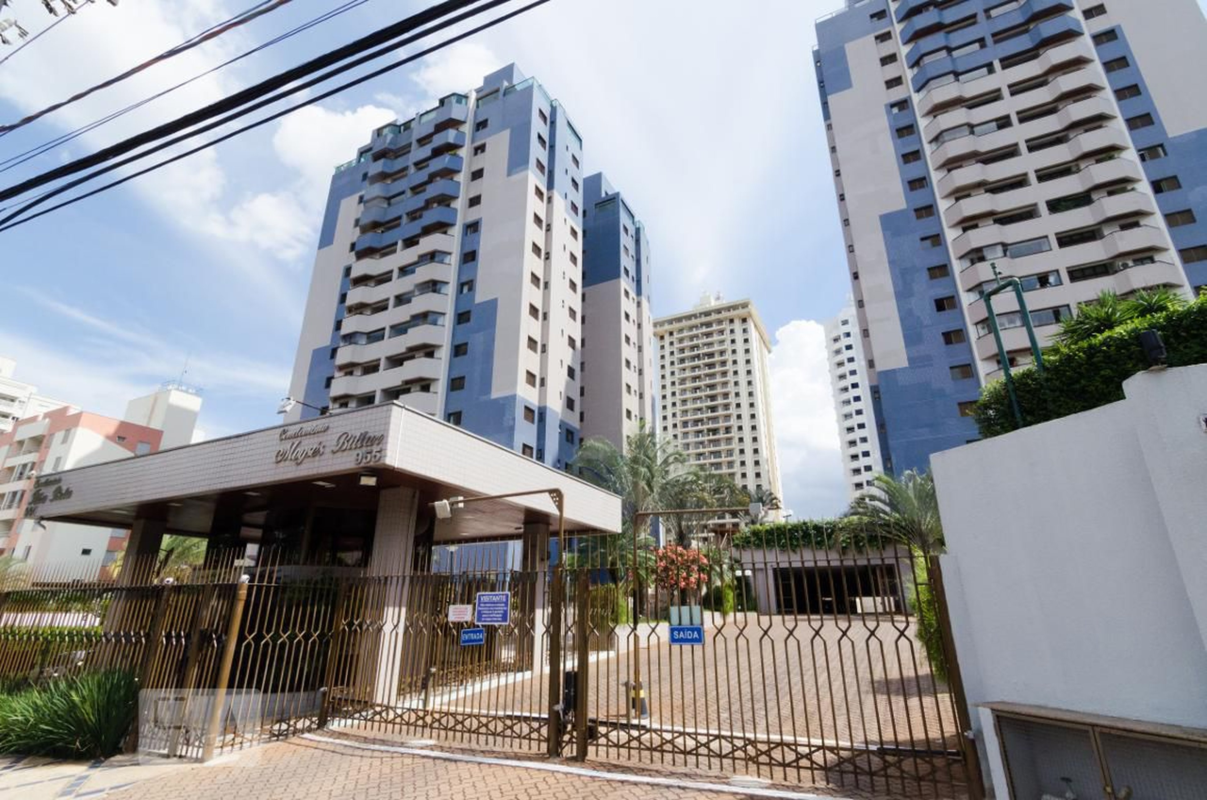 Fachada do prédio Condomínio Moyses Bittar