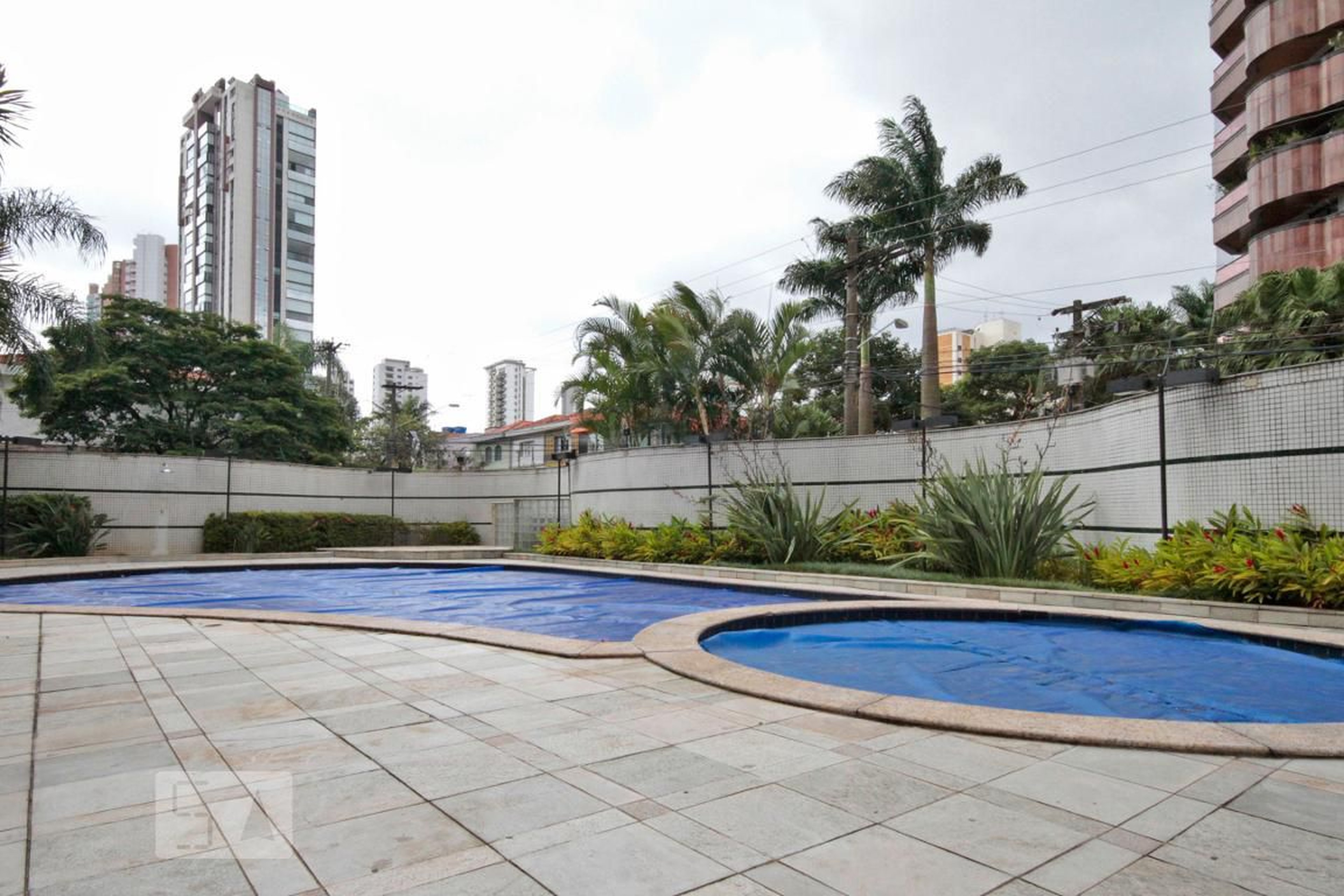 Piscina - Edifício Piazza Di Napoli