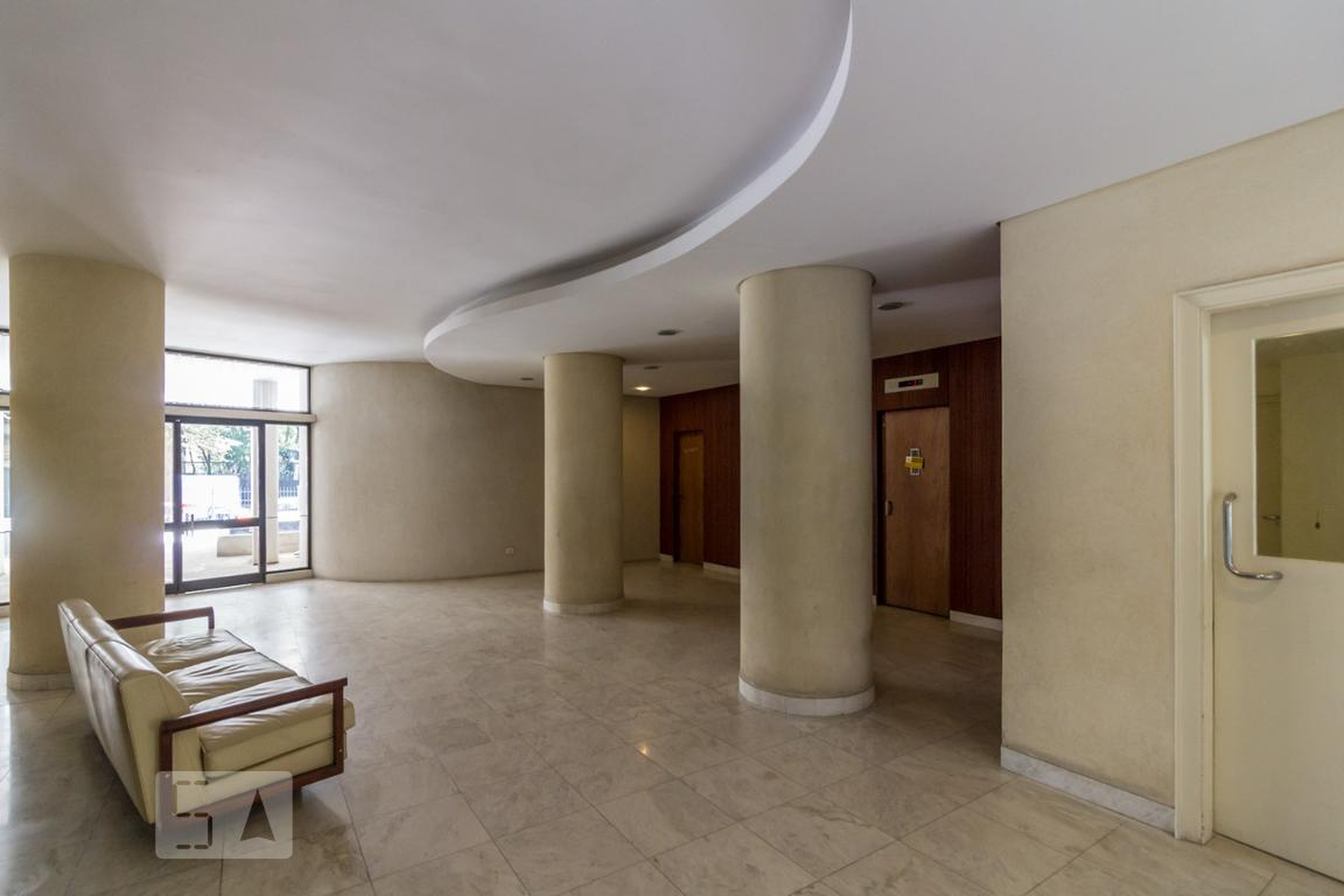 Hall de entrada - Edifício Lausanne