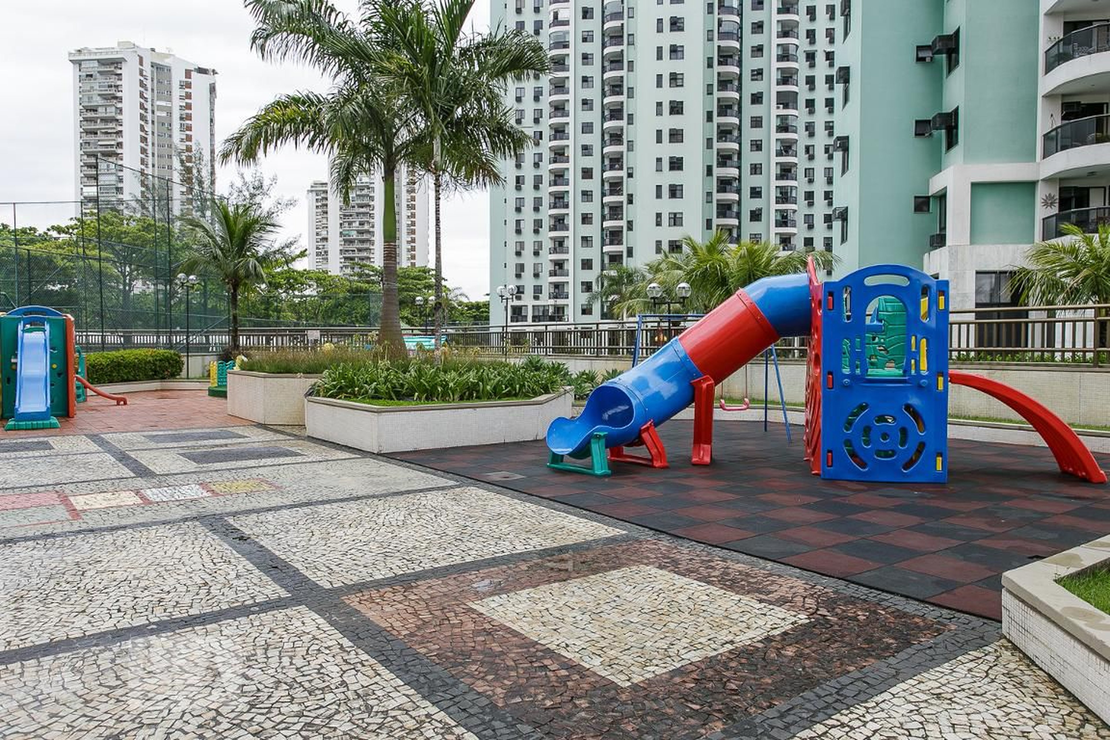 PLAYGROUND - Mediterraneo