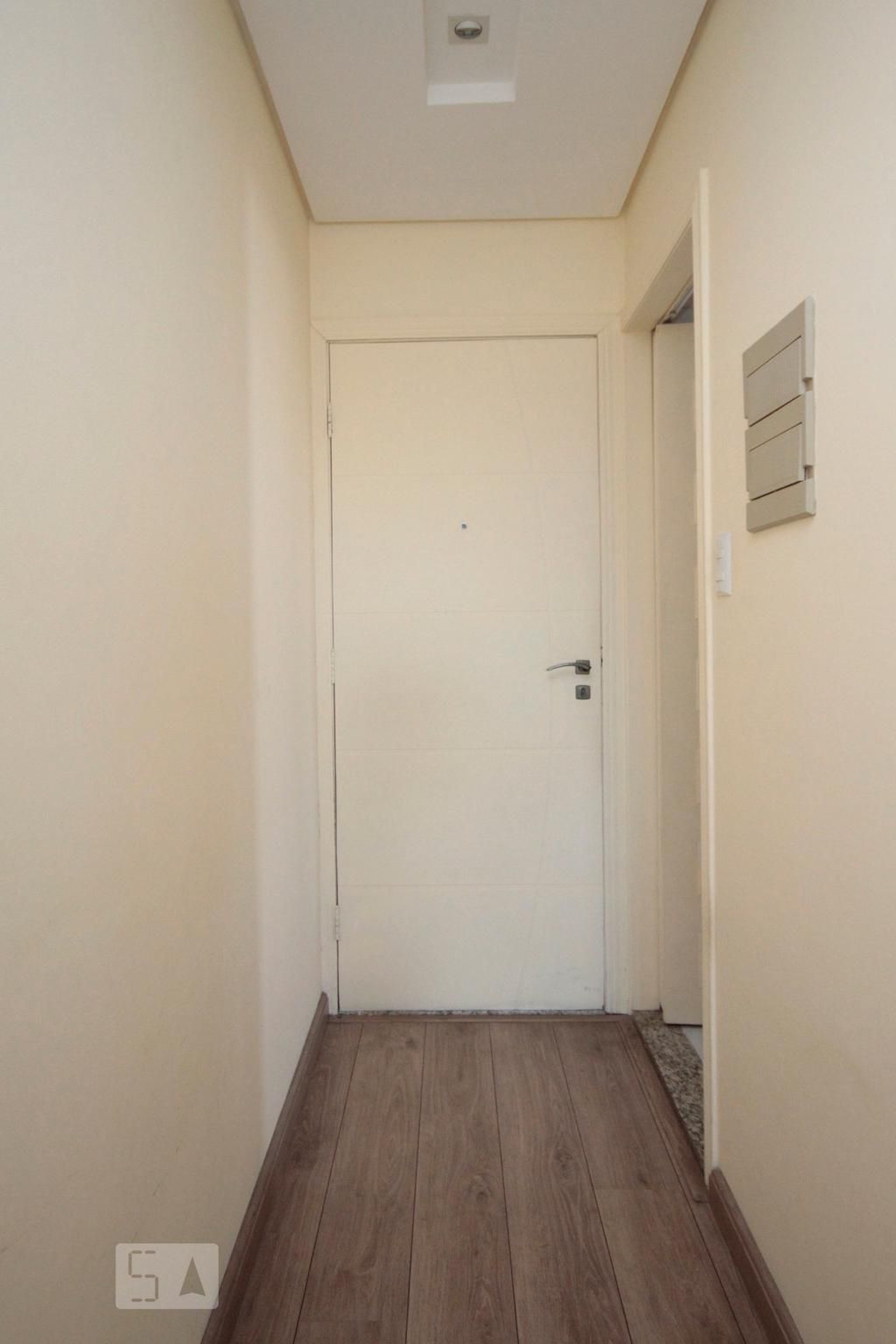 Hall de Entrada - Cortes Du Rhone