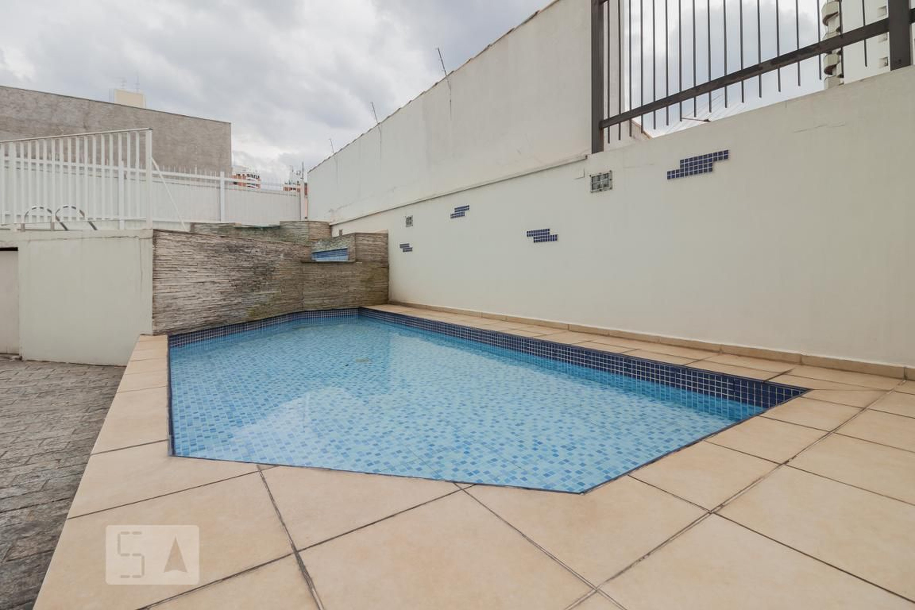 Piscina infantil - Tour Versailles