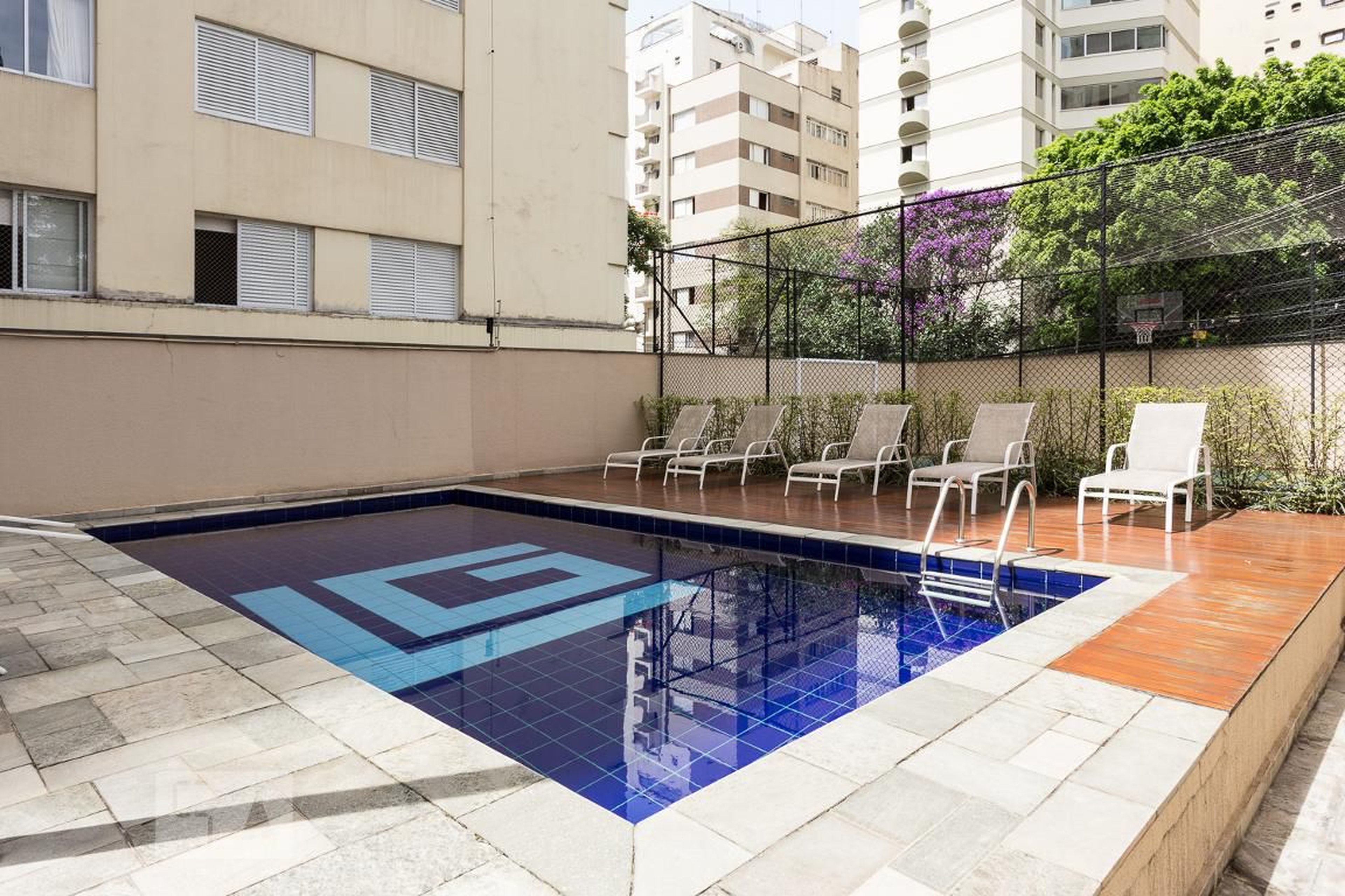 Piscina - Boulevard Guy Laroche