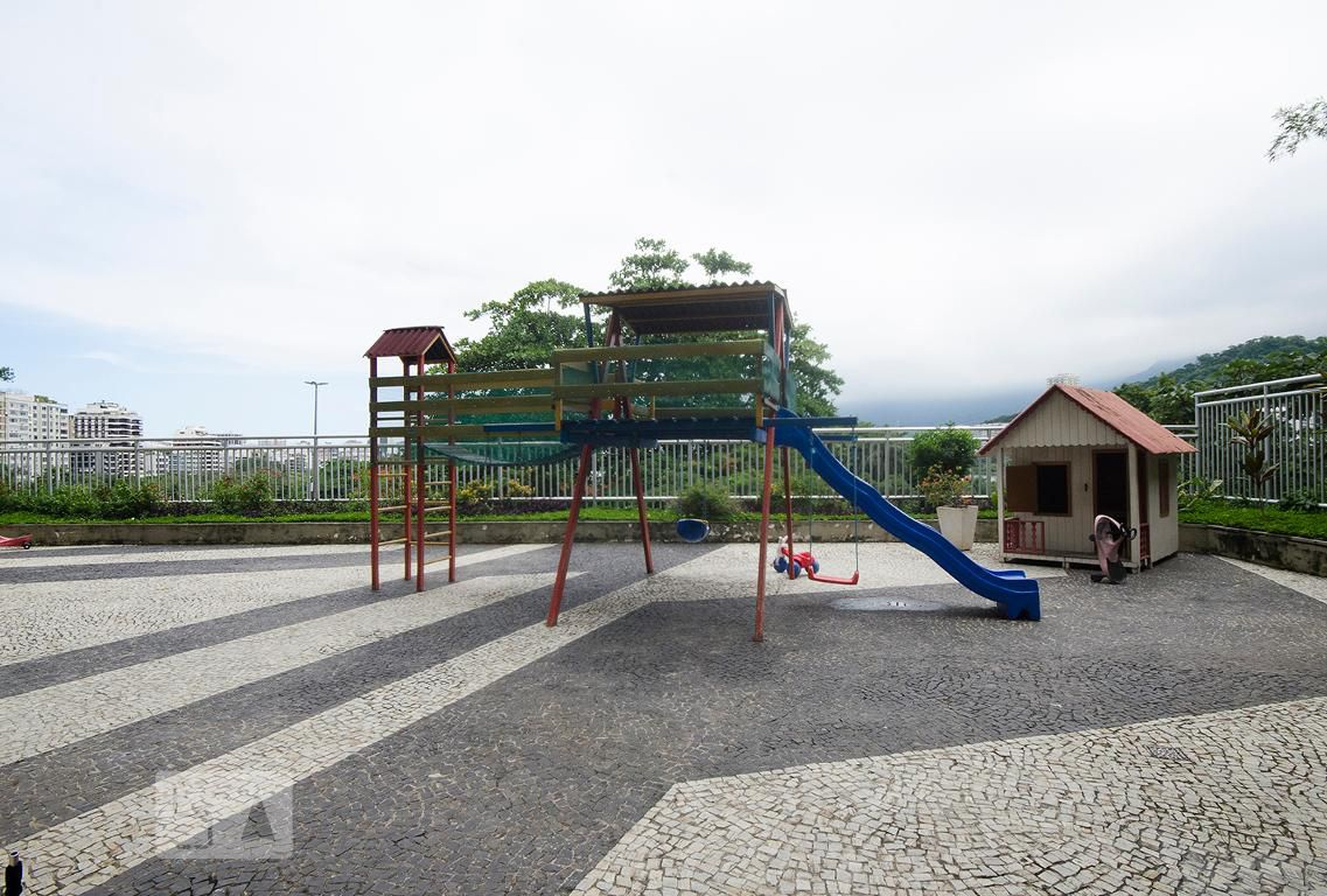 PLAYGROUND - Mirante da Lagoa