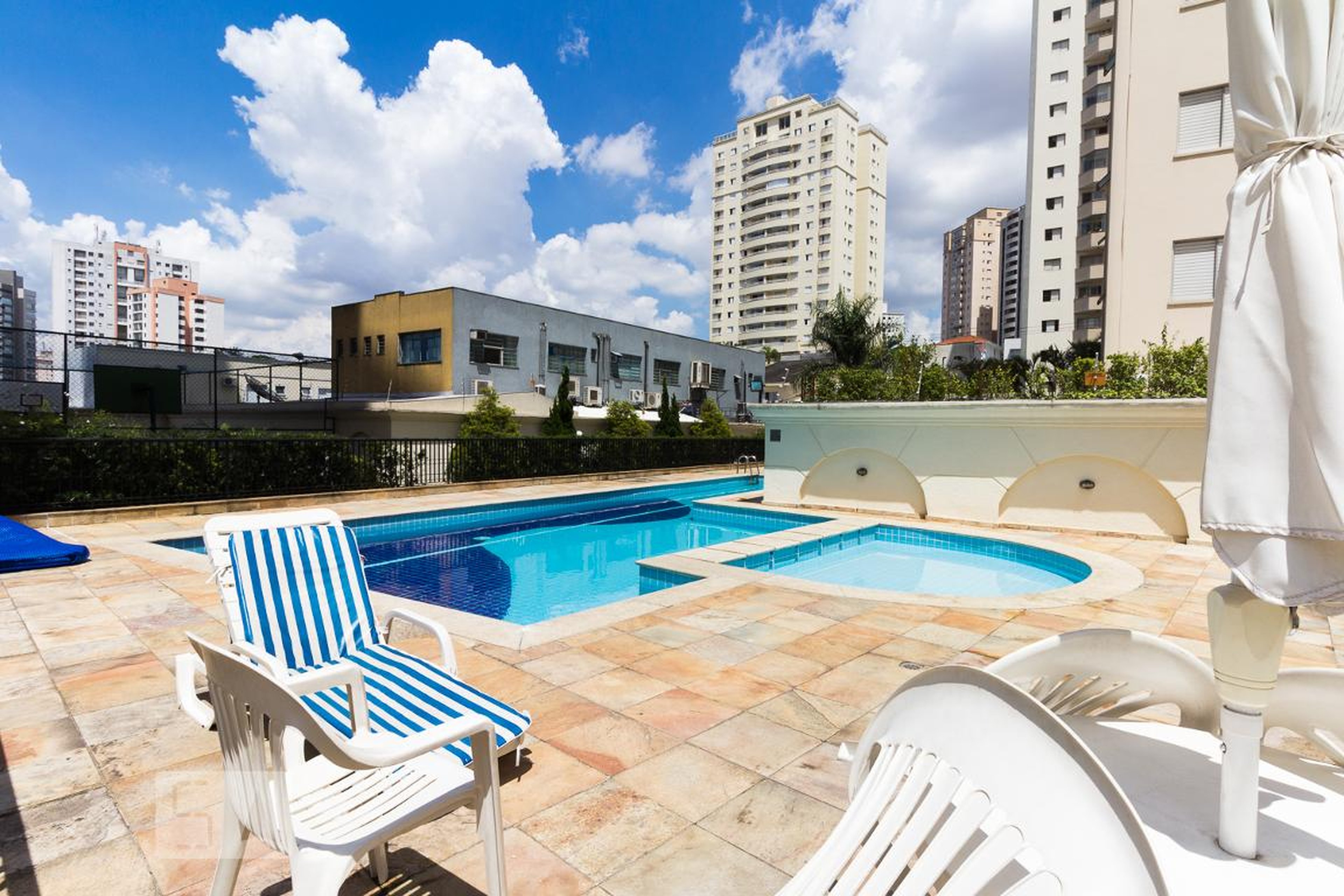 Piscina - Jardim de Mariá