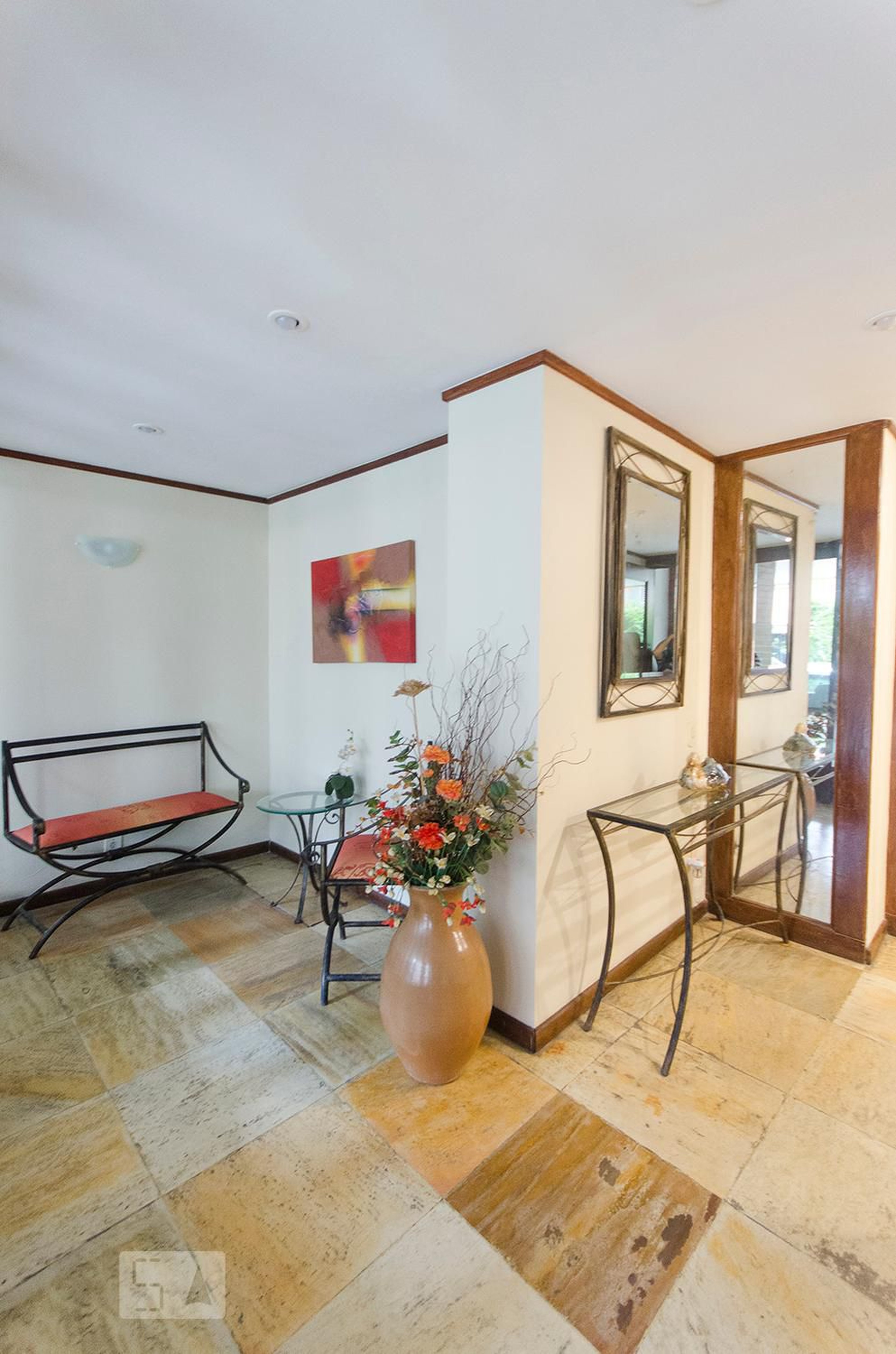 PORTARIA Condomínio em Rua Marquês de São Vicente, 232