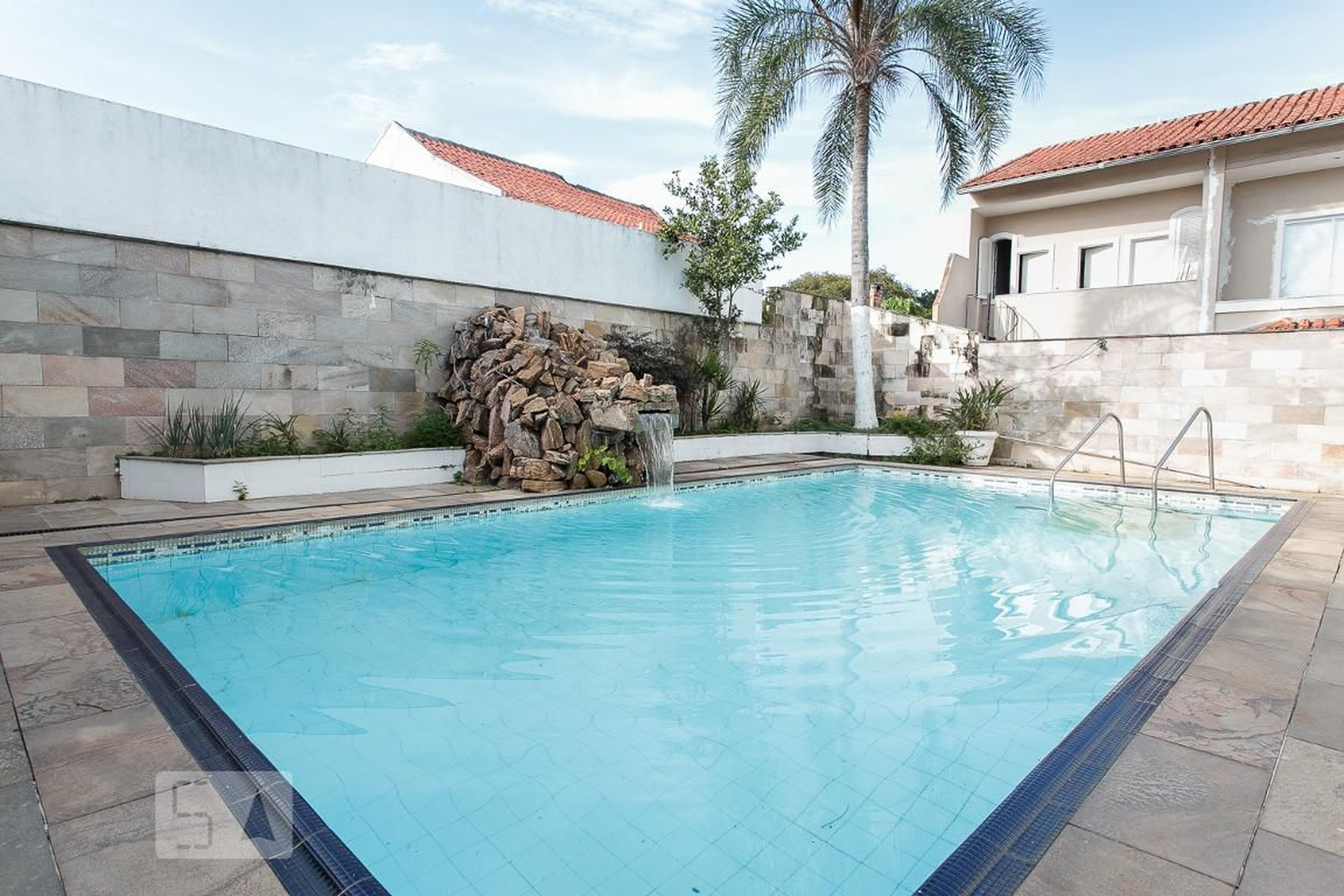 PISCINA - 