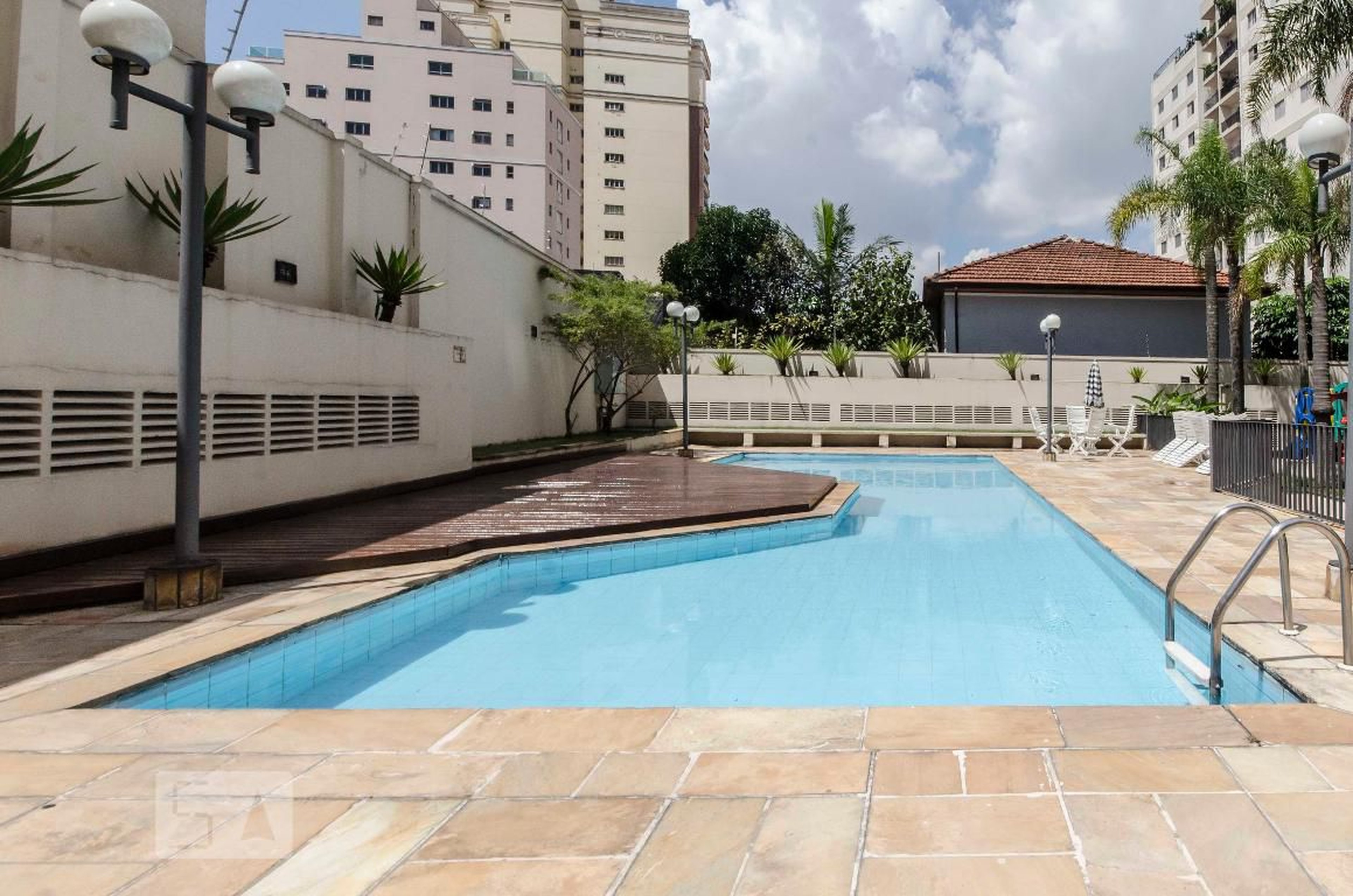 Piscina - Edifício Itajaí