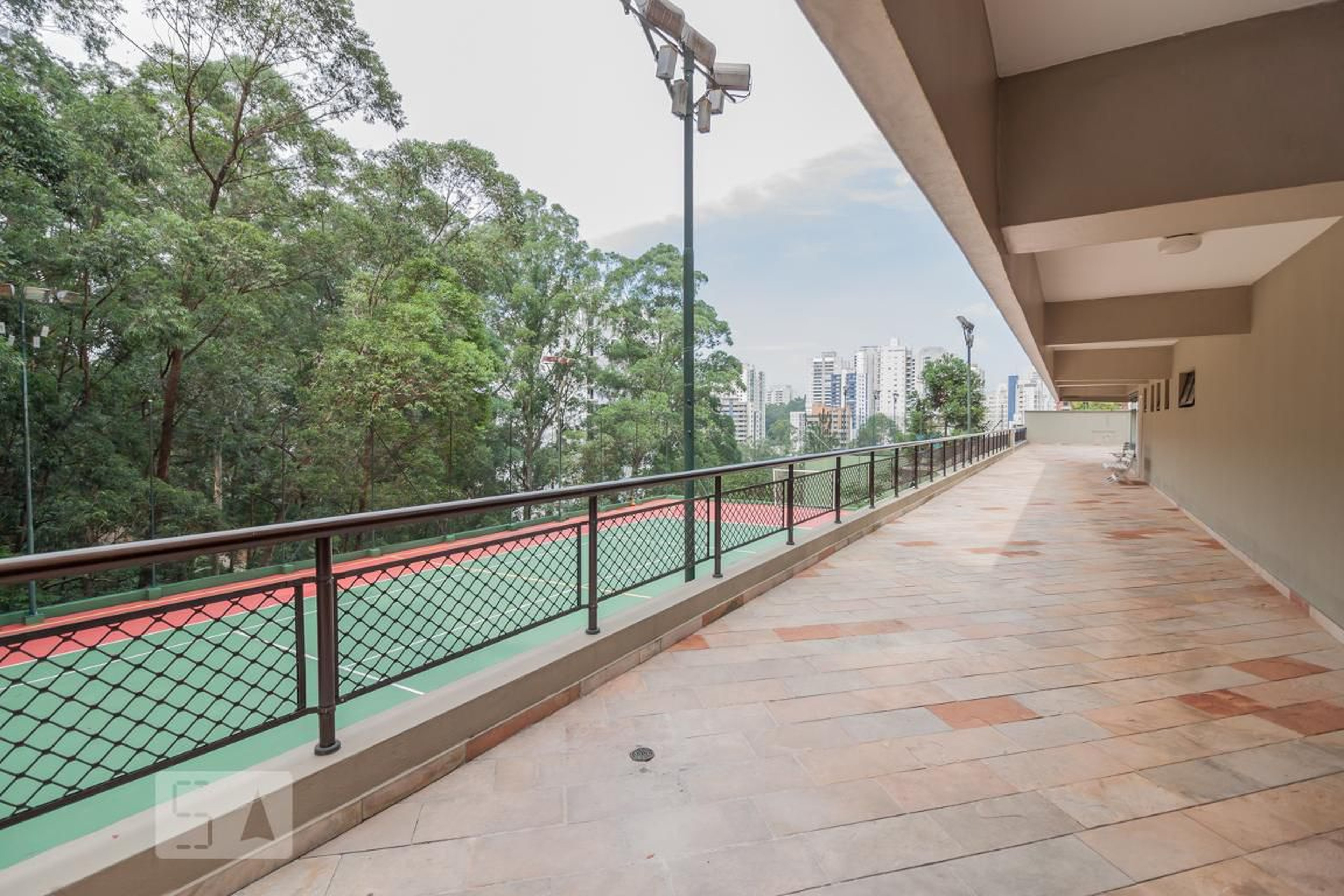 Quadra de tênis - Mont Vert