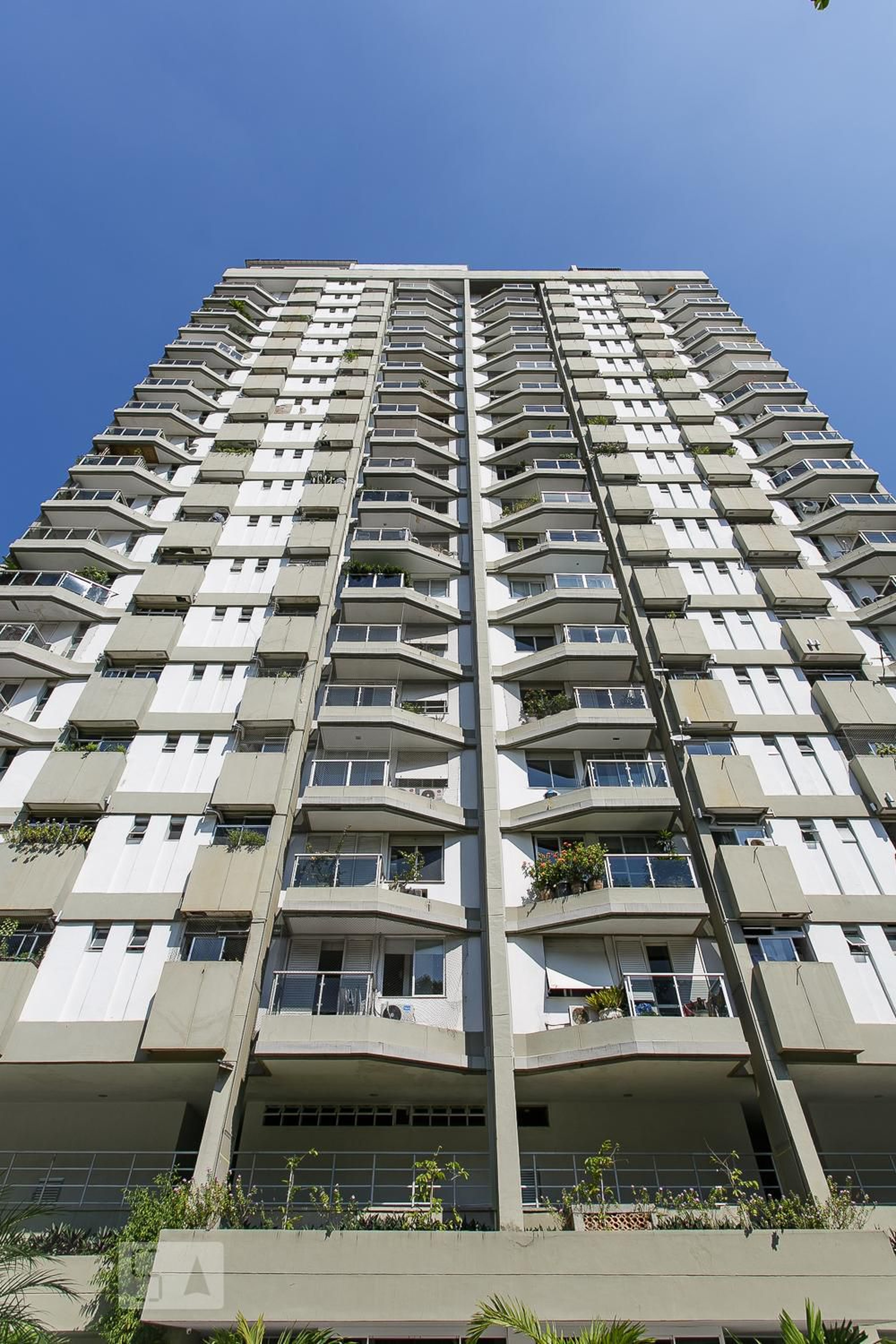 FACHADA Condomínio SAO Conrado Freen