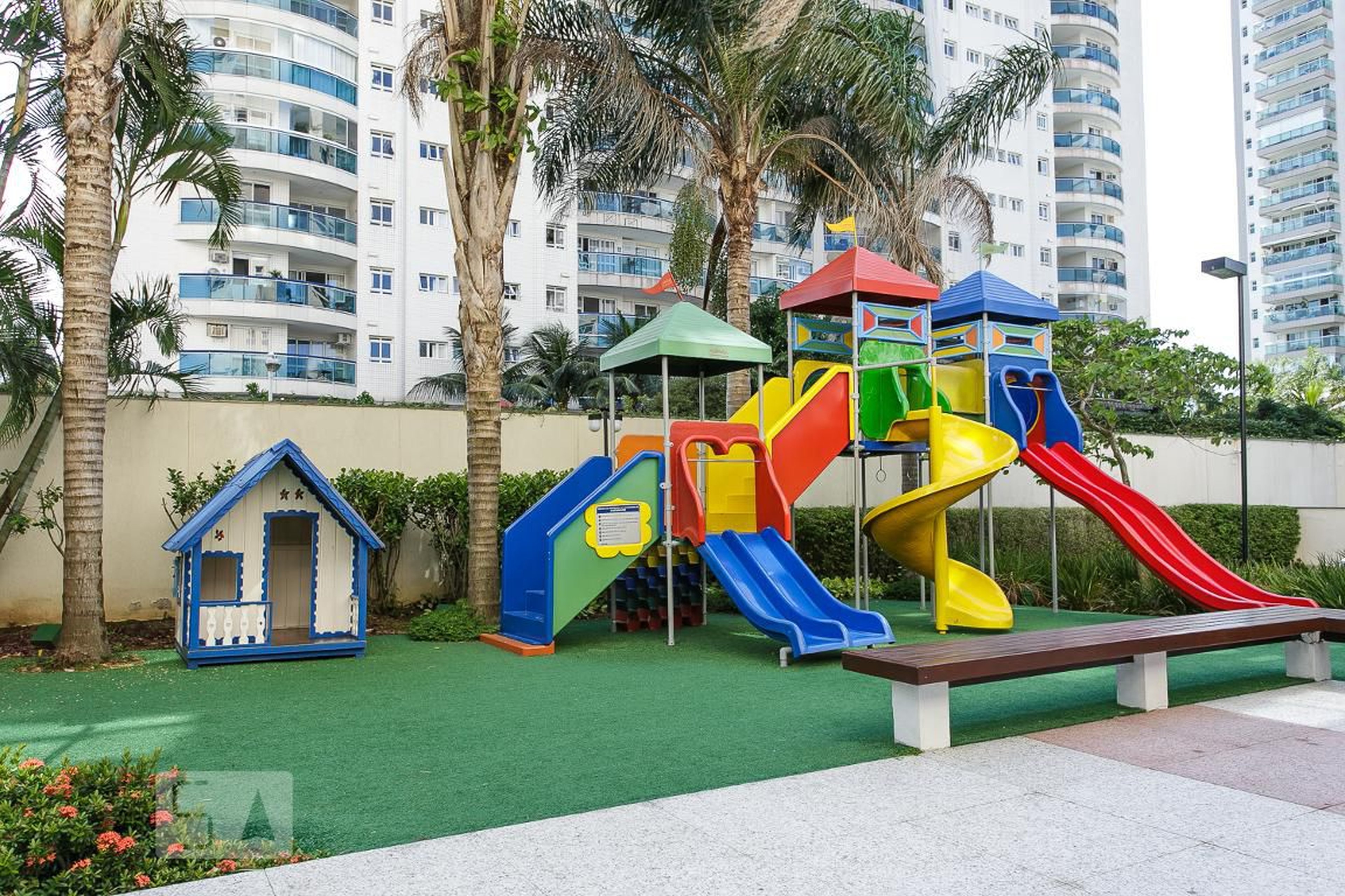 PLAYGROUND - Praia de Itauna